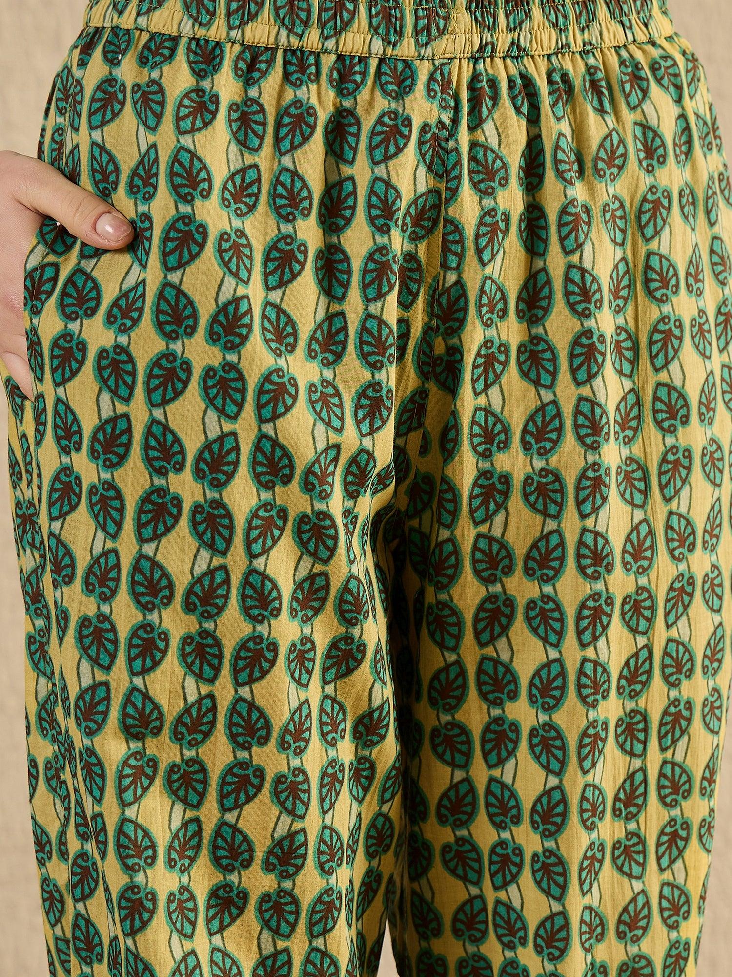 Women Abstract Printed Green Night Suit Set - SanskrutiHomes