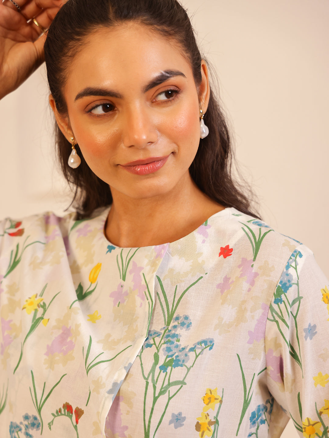 White Round Neck Pure Cotton Printed Co-ords Set for Women - SanskrutiHomes