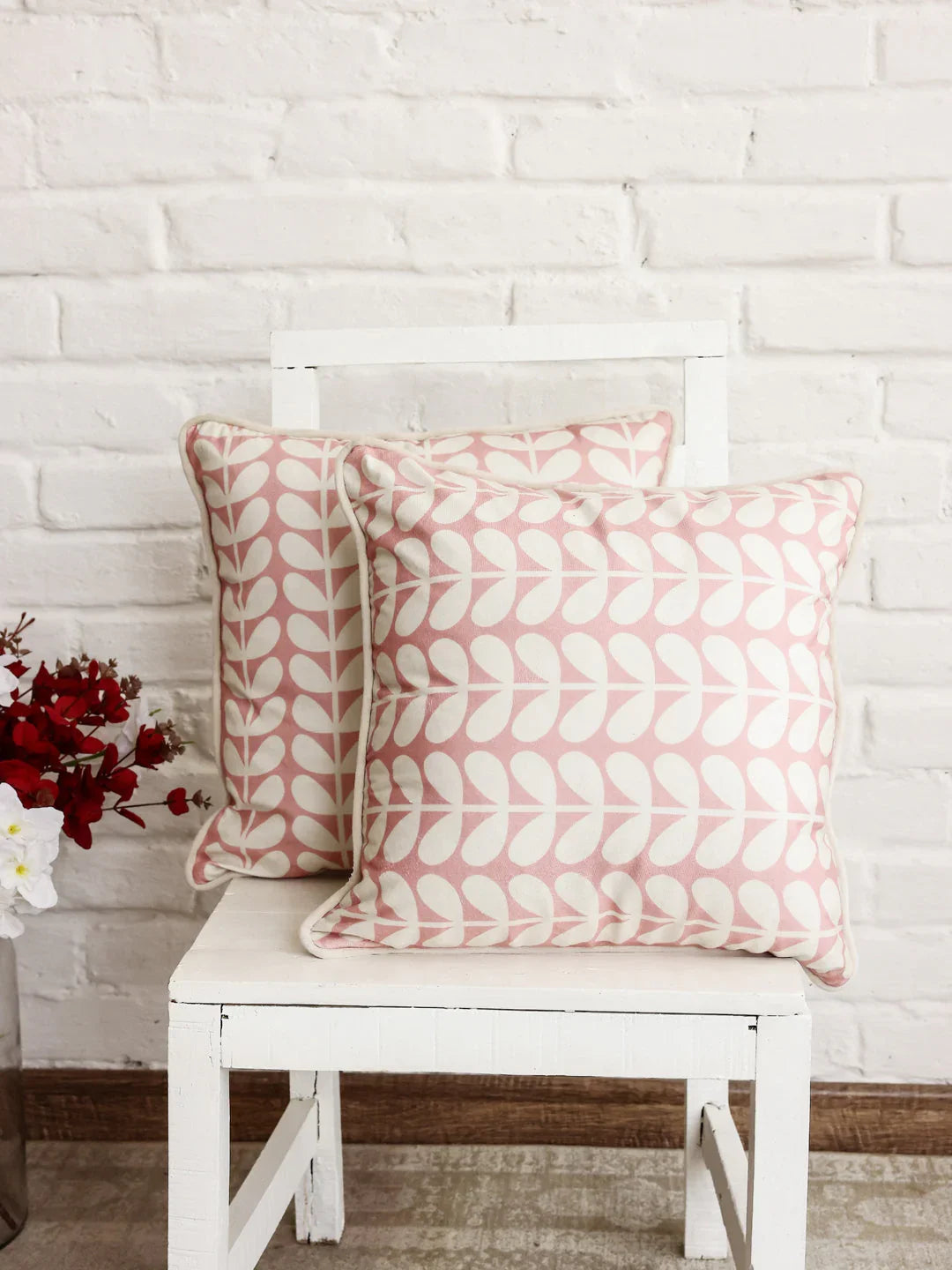 Velvet Floral Design Cushion Cover - SanskrutiHomes