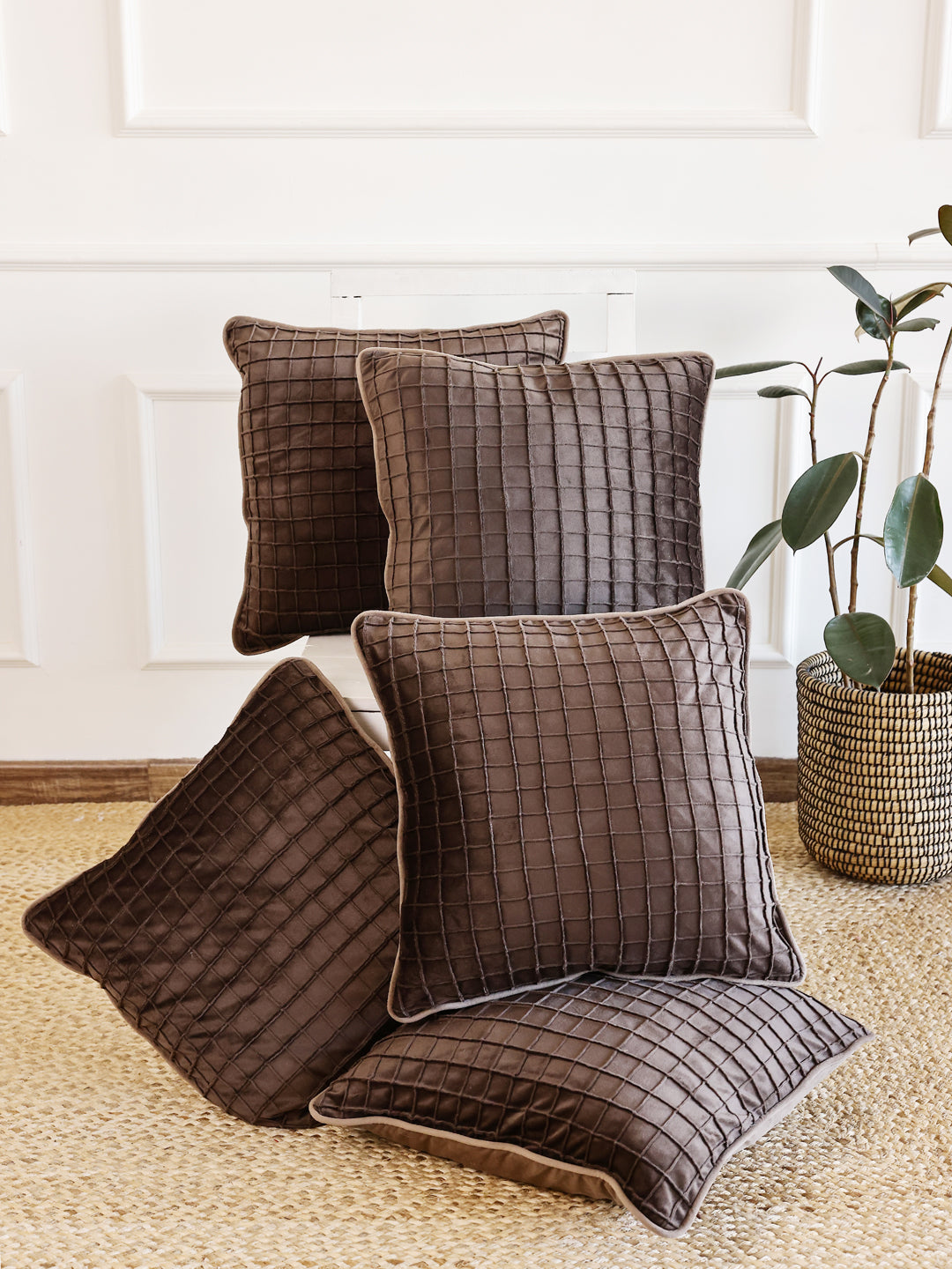 Brown Color Box Pattern Cushion Cover