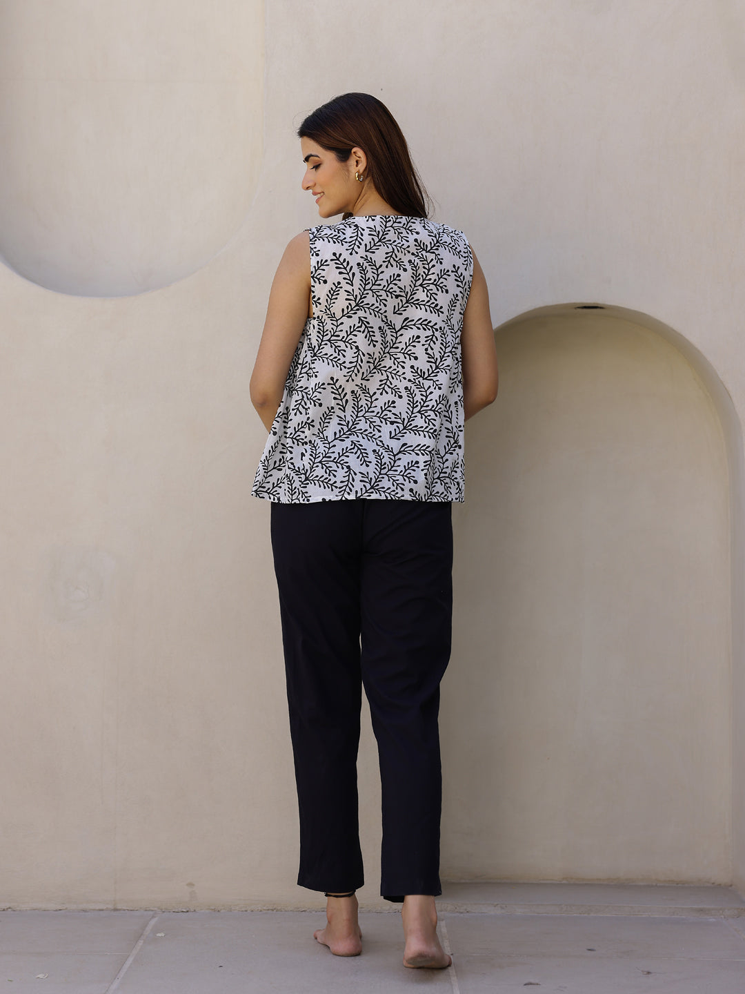 White Cotton Cut Sleeves Loungewear Set - SanskrutiHomes