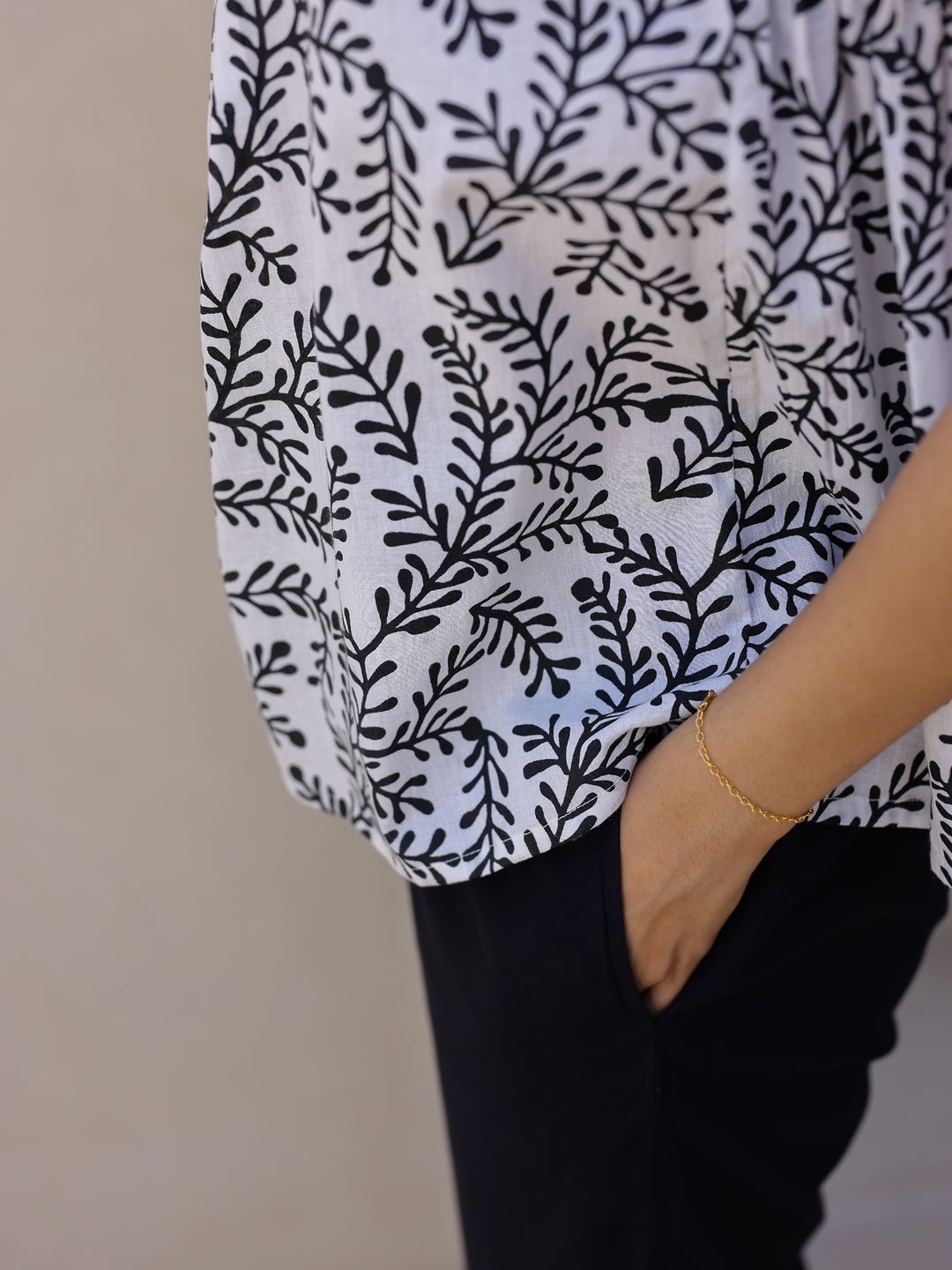 White Cotton Cut Sleeves Loungewear Set - SanskrutiHomes