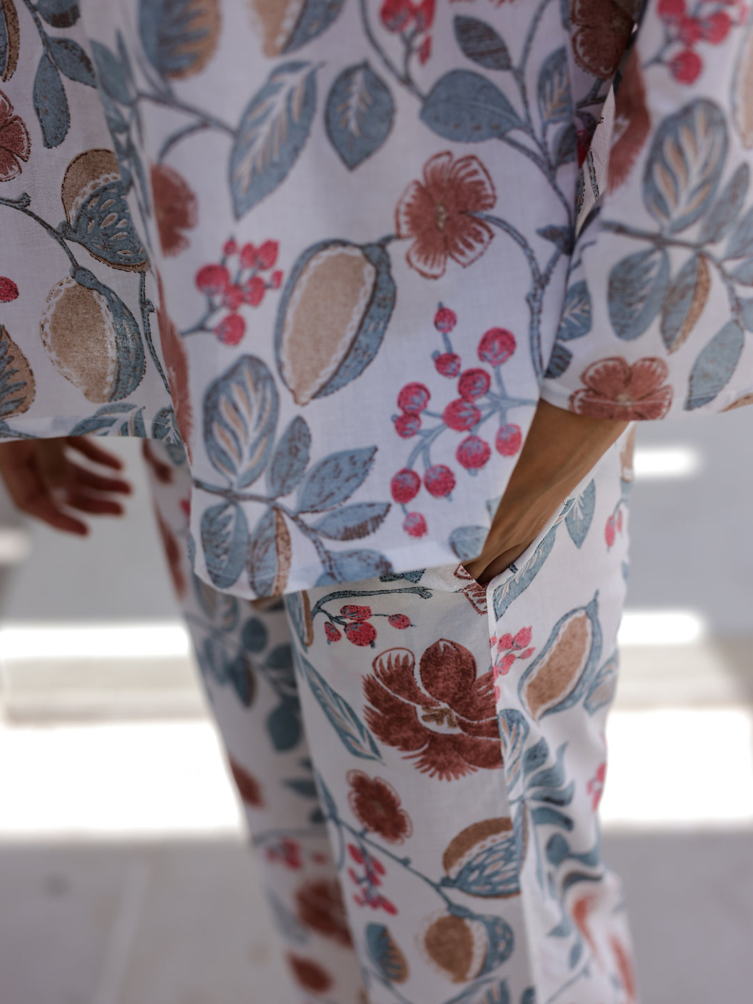 Women Flower Printed Full Sleeves Night Suit