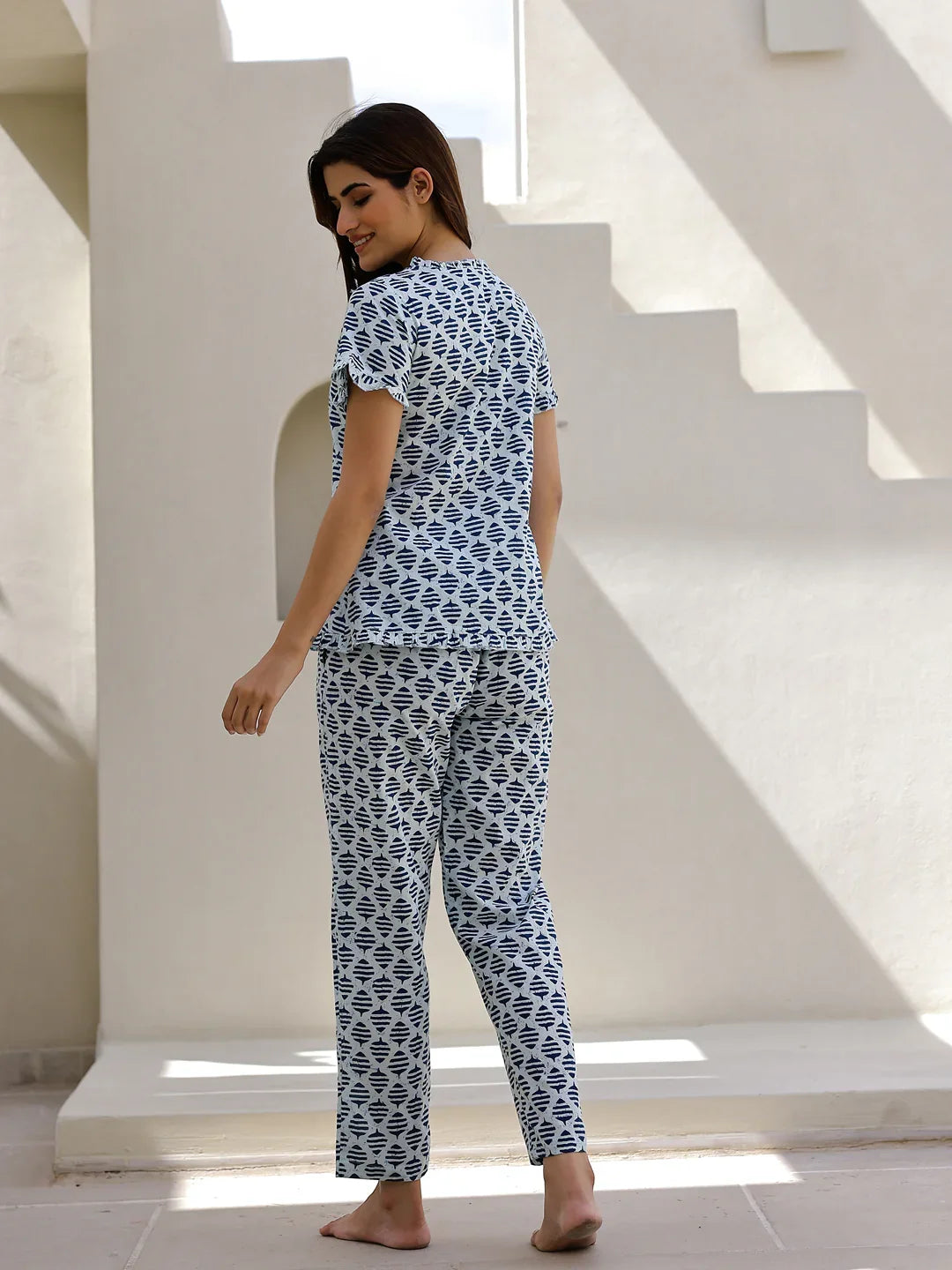 Ethnic Motifs Printed Pure Cotton Night suit - SanskrutiHomes