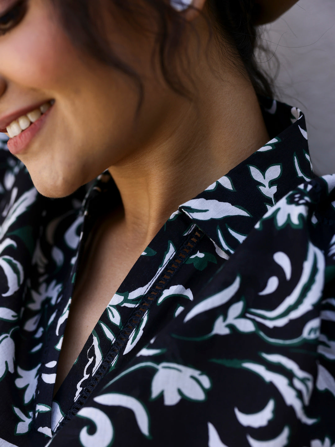 Black & White Cotton Shorts Night Wear Set - SanskrutiHomes