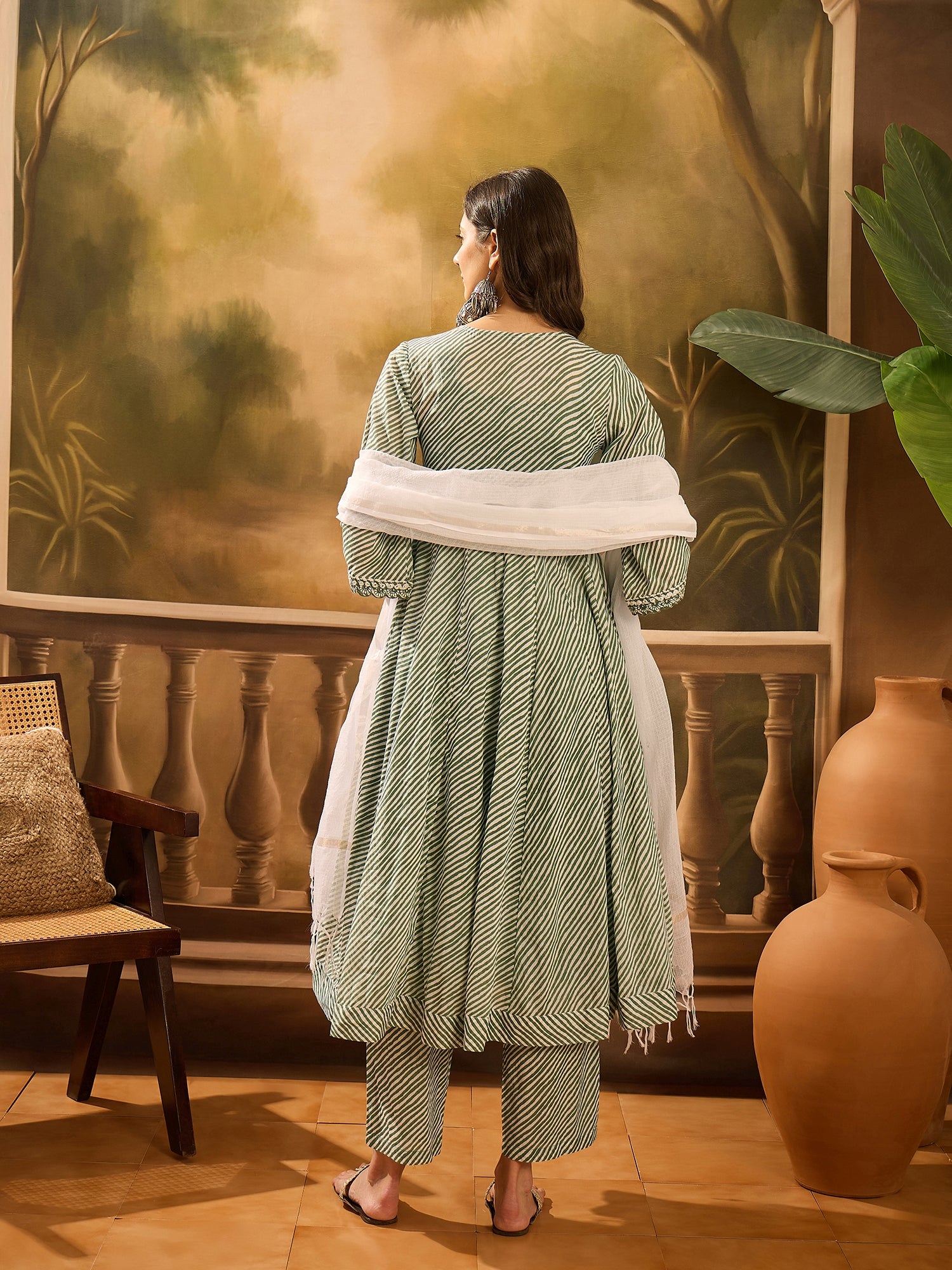 Green Pure Cotton V-Neck Kurta Set For Women