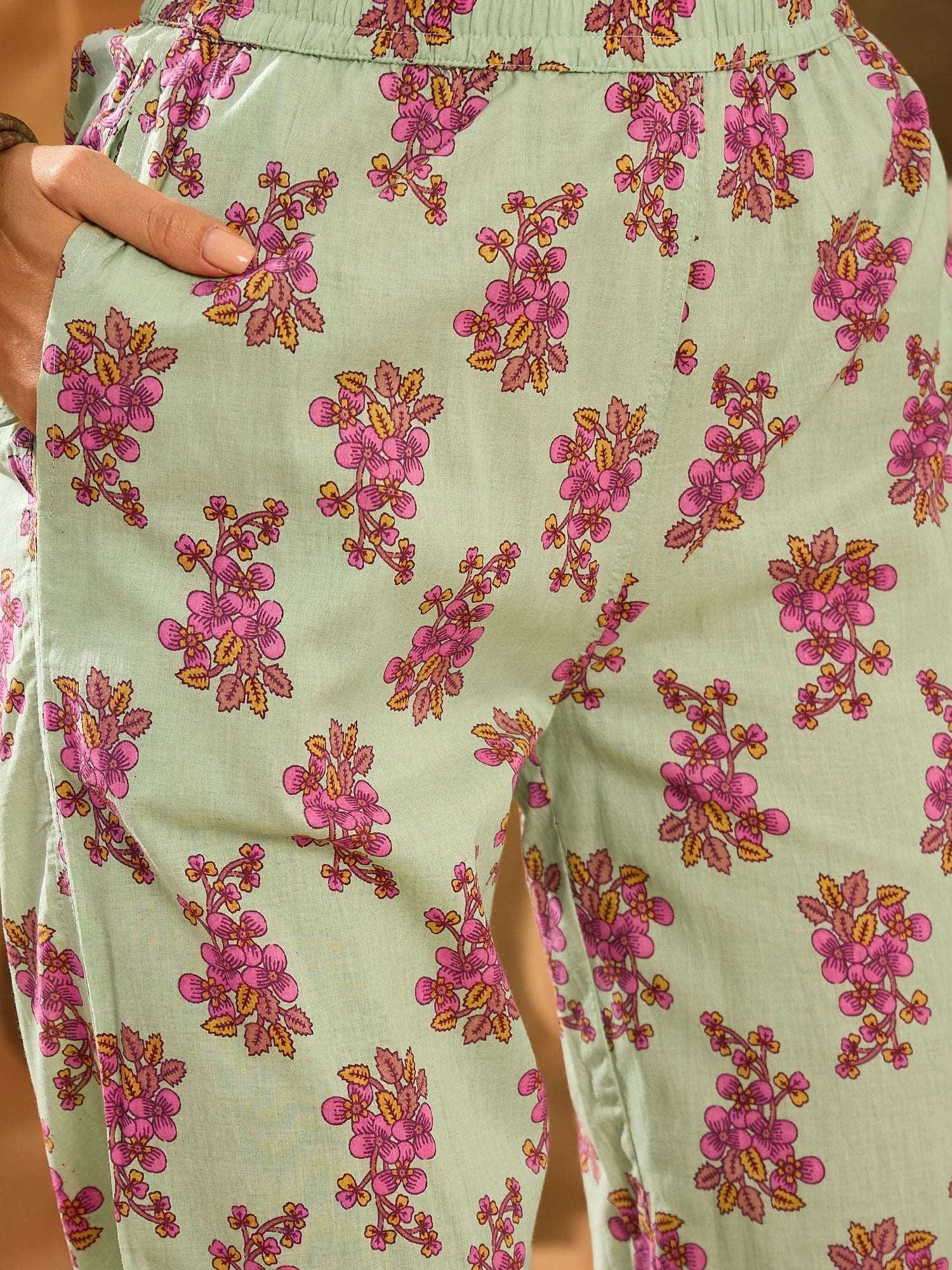 Green Pure Cotton V-Neck Kurta Set For Women