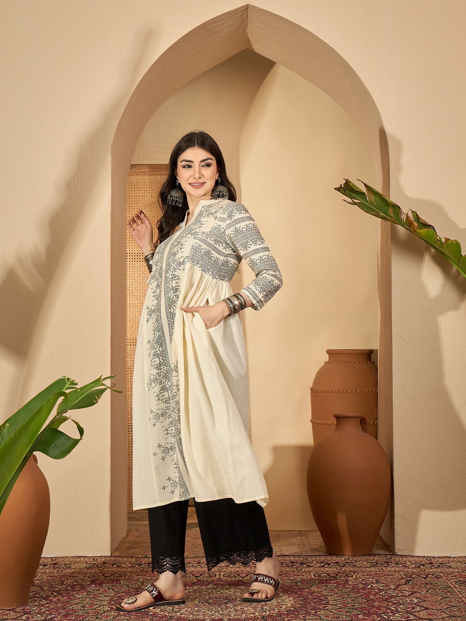Off White Printed Mandarin Collar Pure Cotton Kurta Set For Women