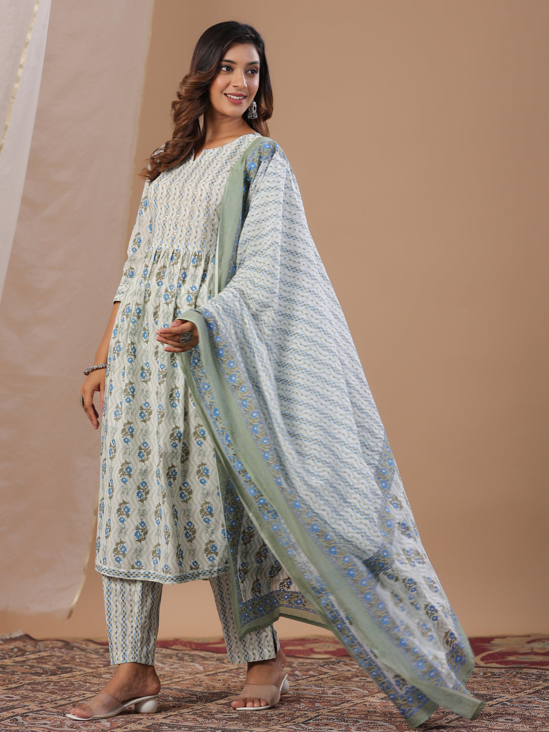 White Floral Printed Round Neck Kurta Set with Dupatta - SanskrutiHomes