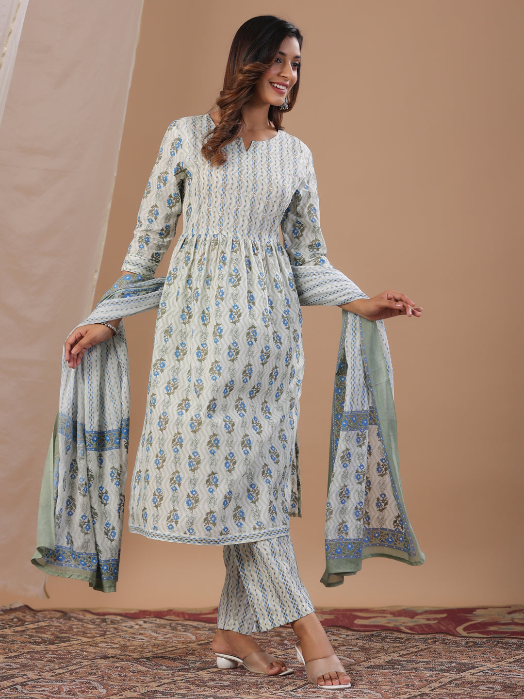 White Floral Printed Round Neck Kurta Set with Dupatta - SanskrutiHomes