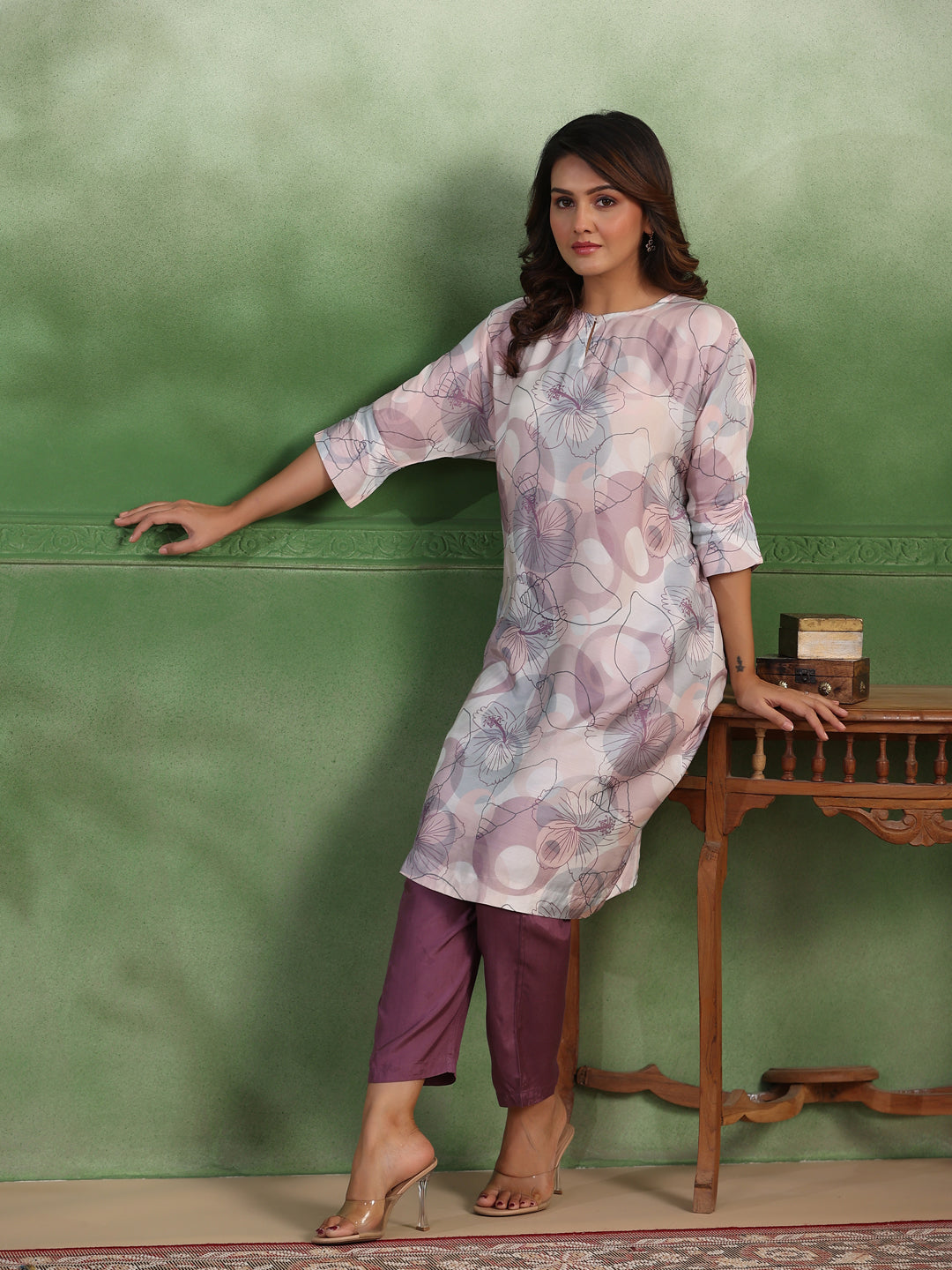 Pink Cotton Kurta Set for Women - SanskrutiHomes