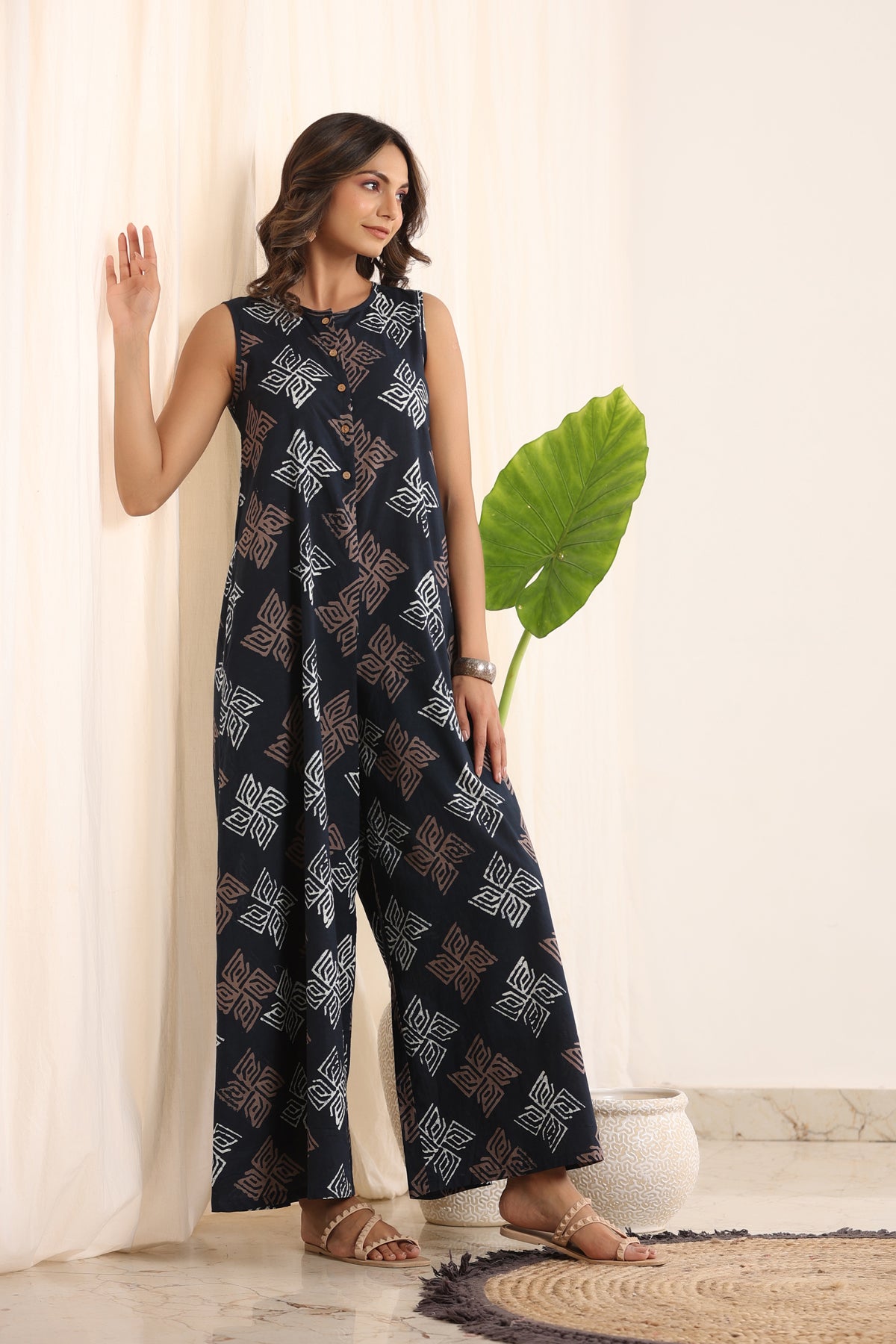 Indigo Sleeveless Printed Basic Jumpsuit