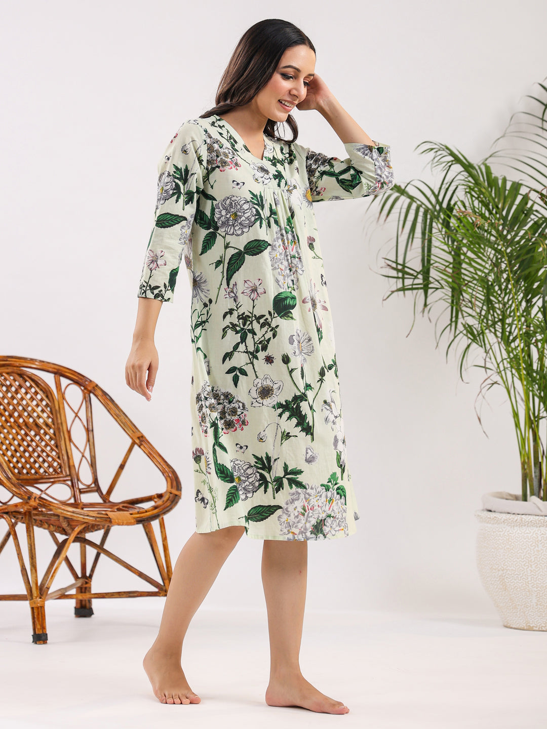 Sea Green Pure Cotton Floral Printed V-Neck Night Dress - SanskrutiHomes