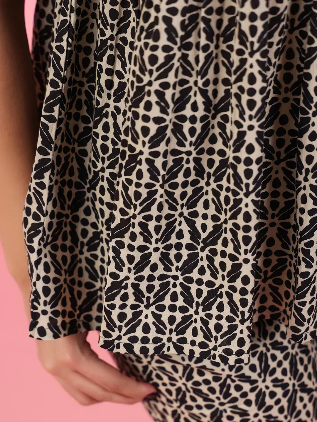 Lanes nest Cotton Night Suit - SanskrutiHomes