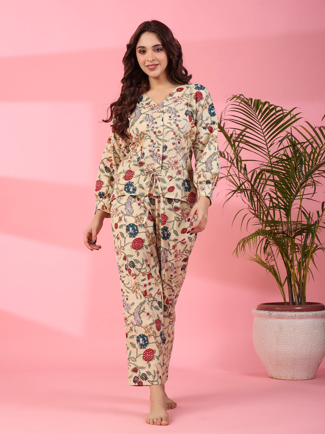 Jacobean Cotton Night Suit