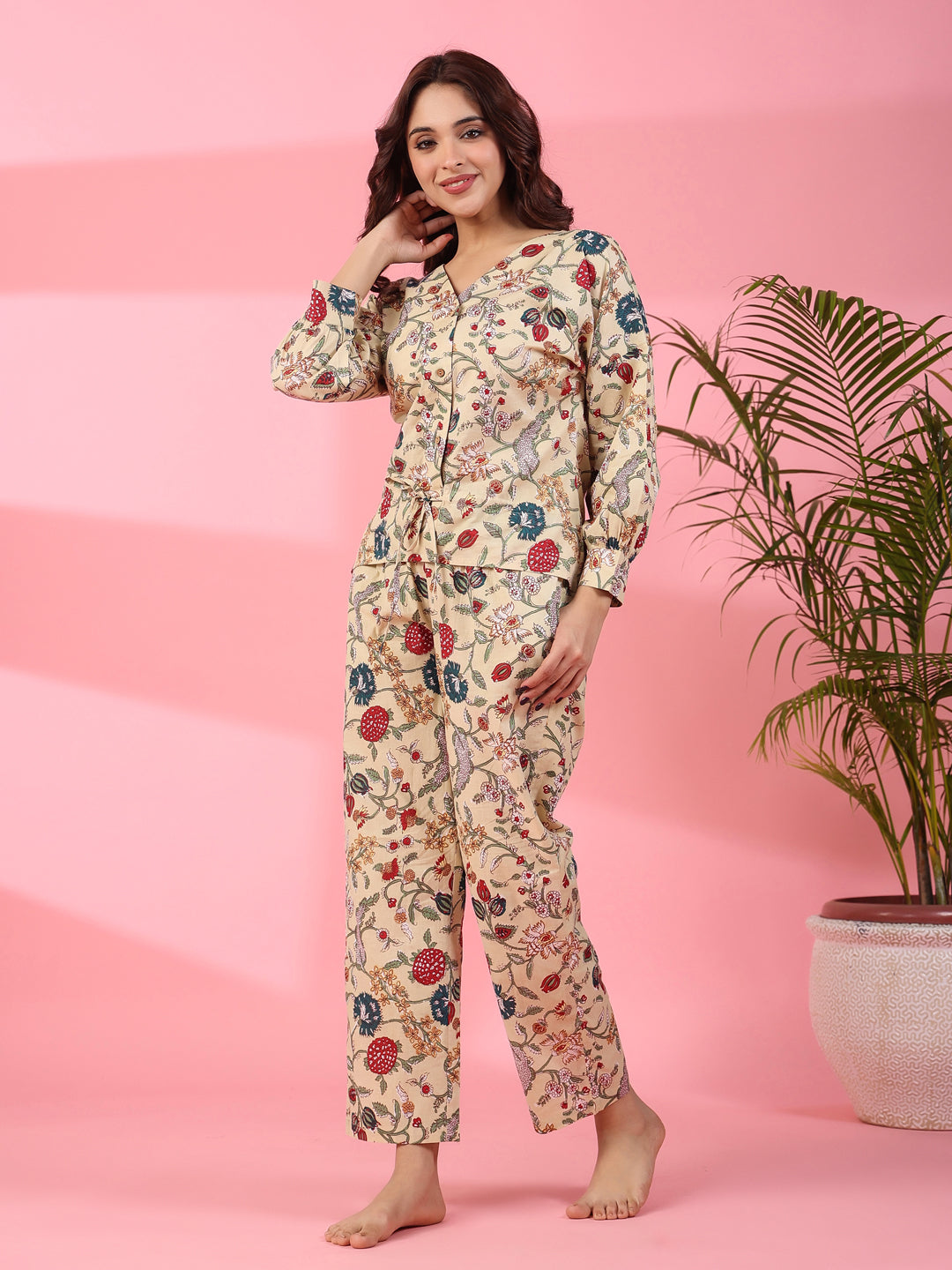 Jacobean Cotton Night Suit