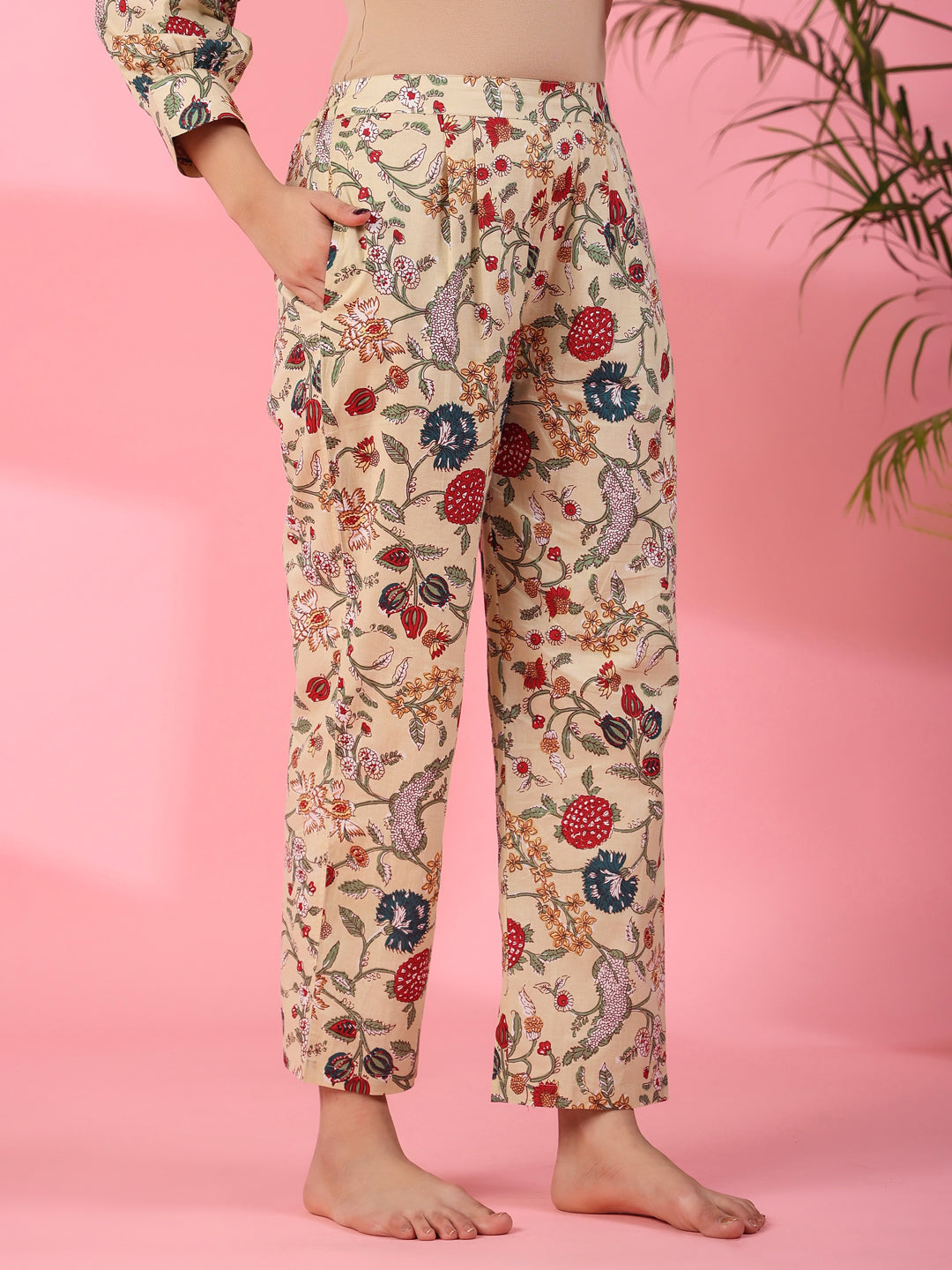 Jacobean Cotton Night Suit