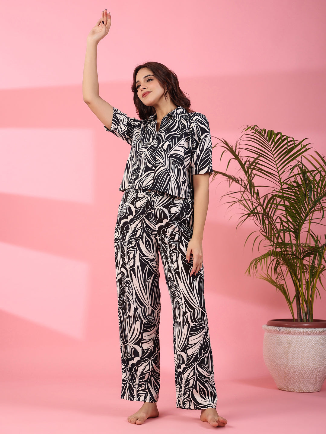 Floral Printed Night Suit - SanskrutiHomes