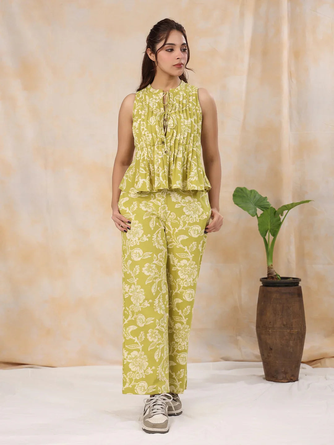 Green sleeveless co-ord set - SanskrutiHomes
