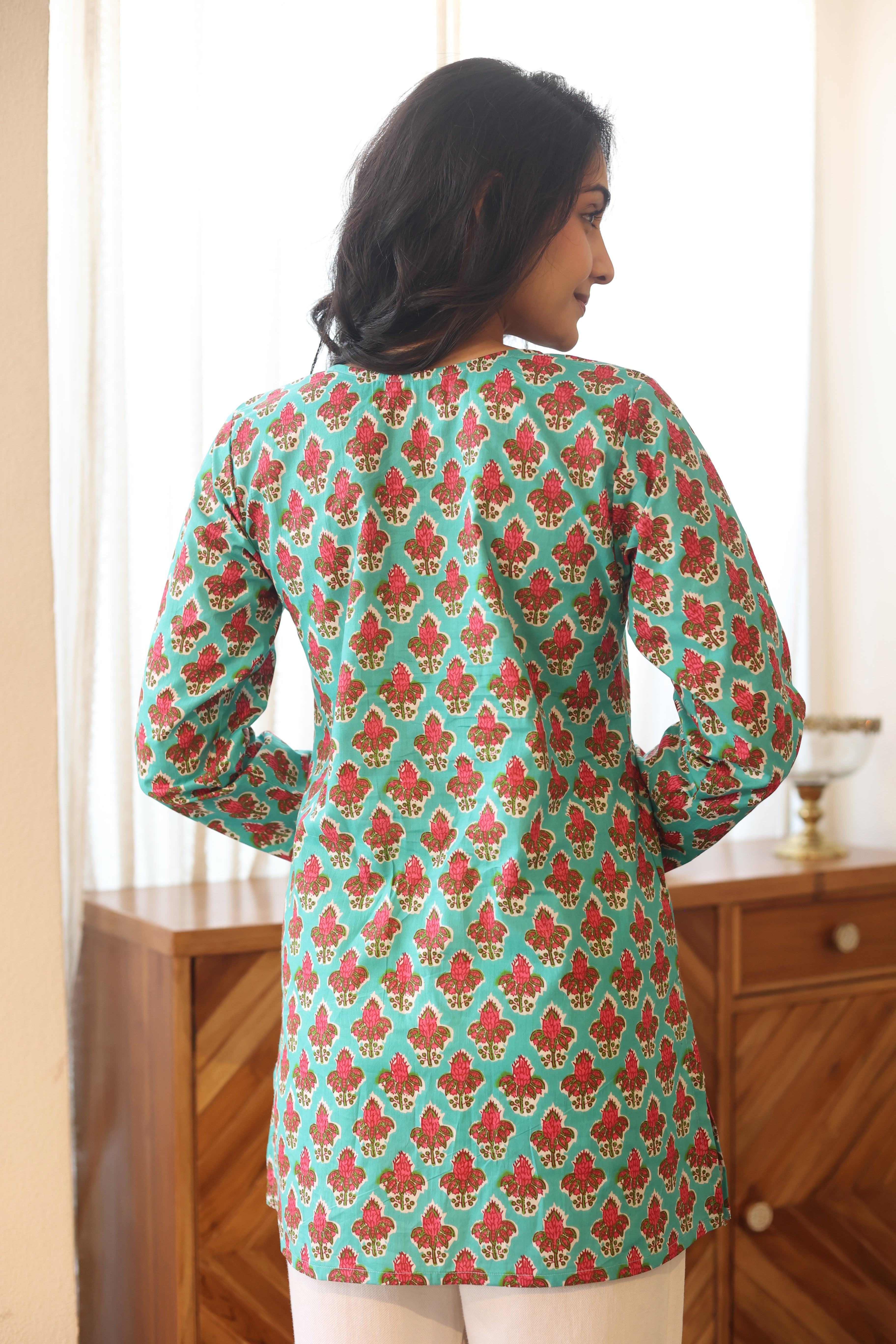 Sea Green Floral Print Cotton V-Neck Top for Women