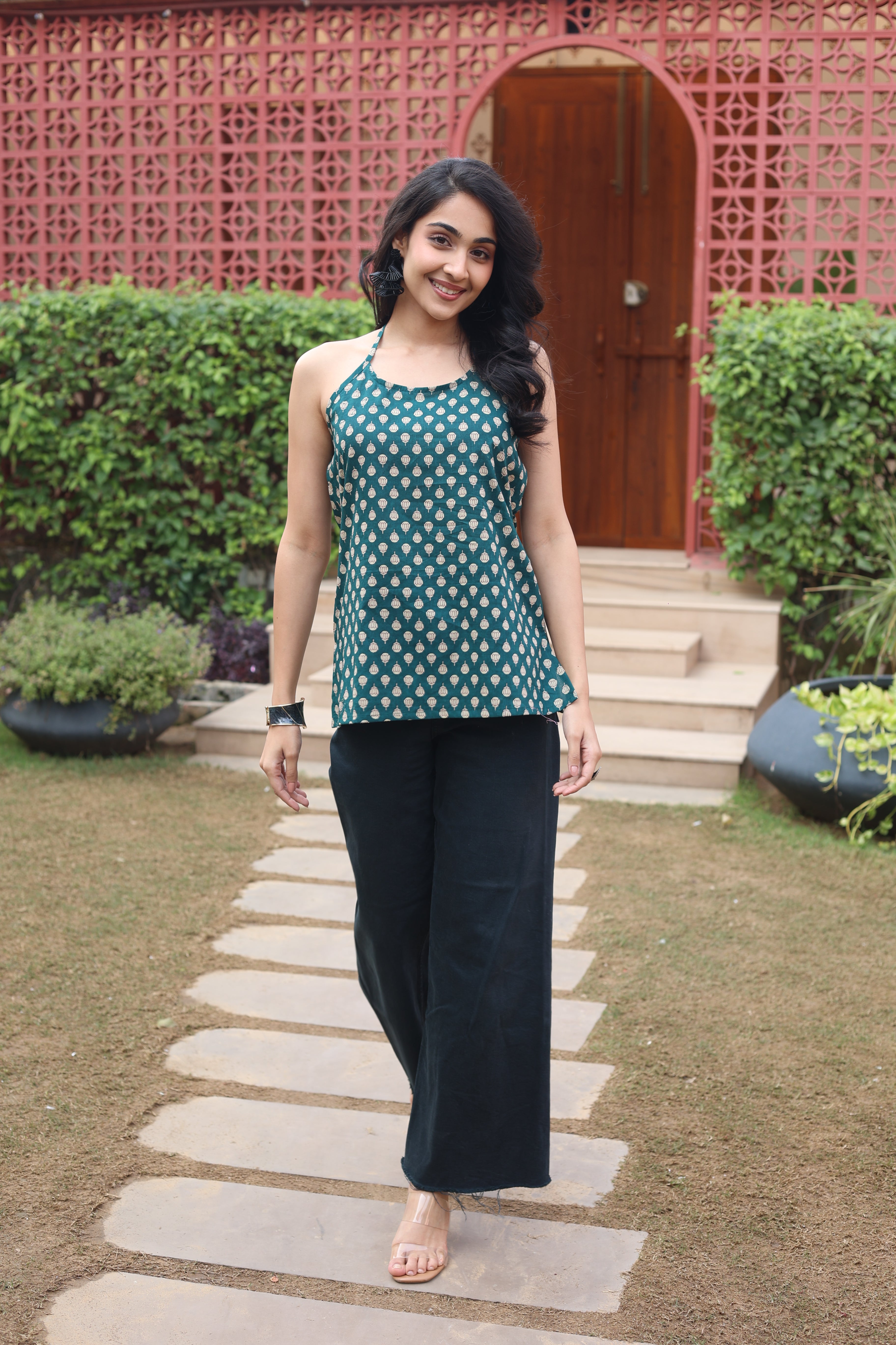 Green Solid Cotton Round Neck Top for Women