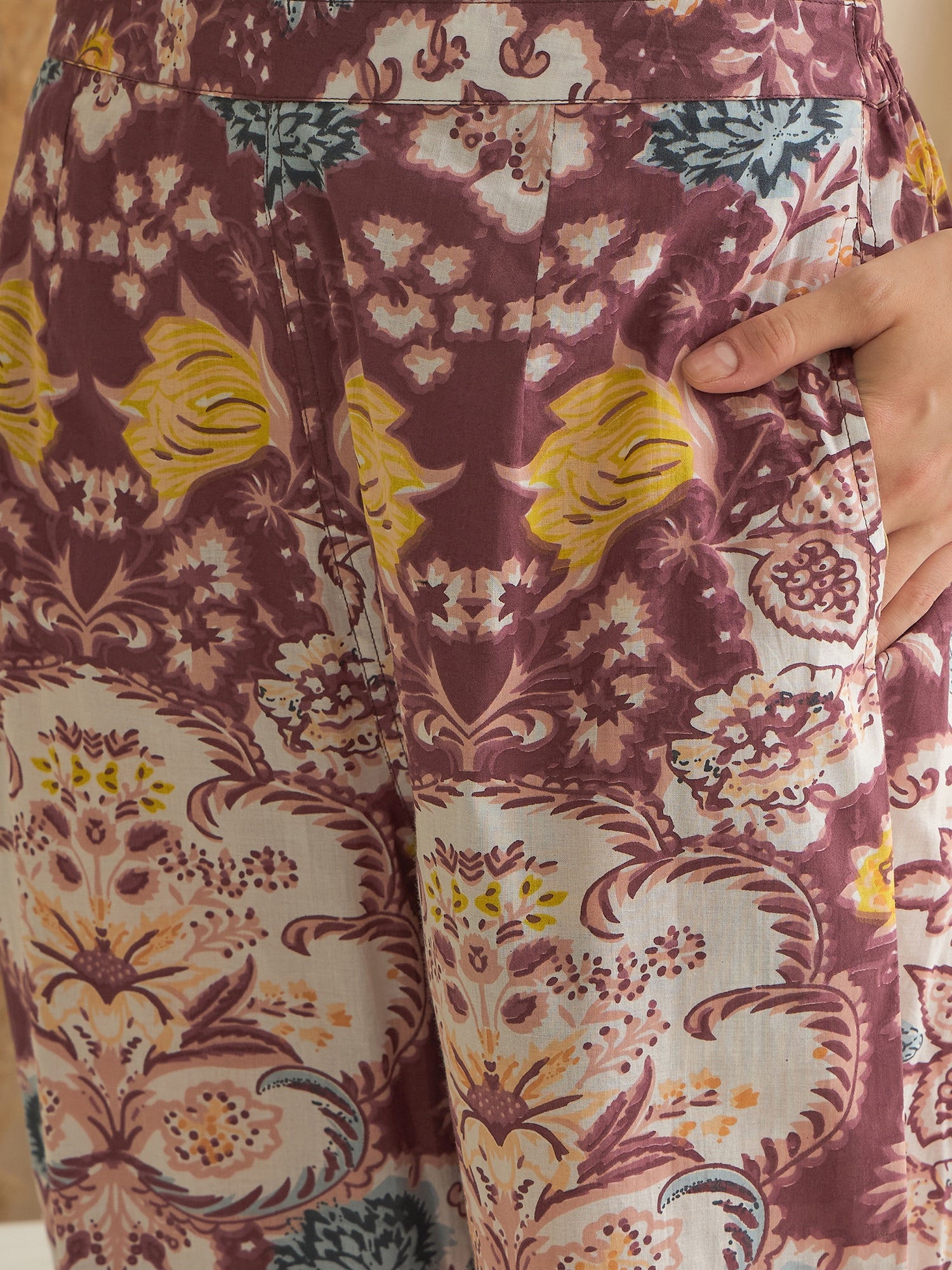 Rust Color V-Neck Pure Cotton Printed Co-ords Set for Women