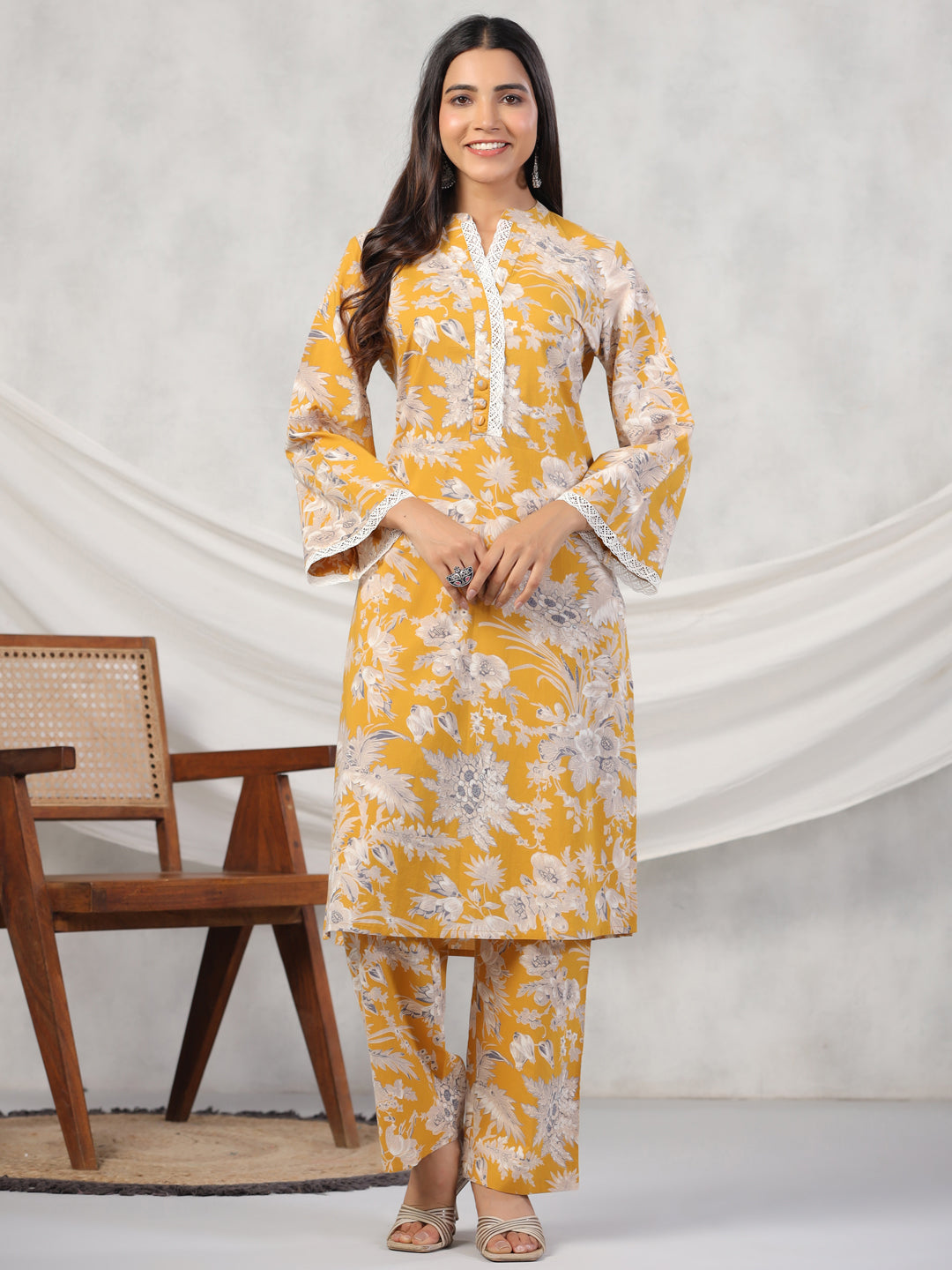 Women Pure Cotton Kurta With Pajama