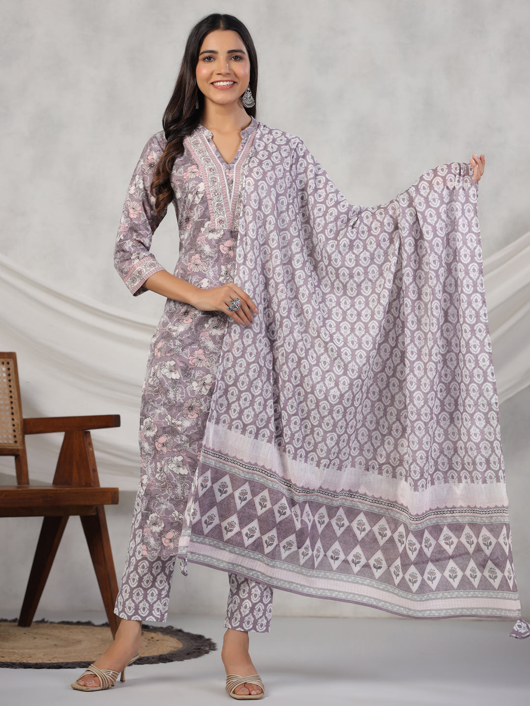 Pink Floral Print Mandarin Collar Pure Cotton Kurta Set For Women