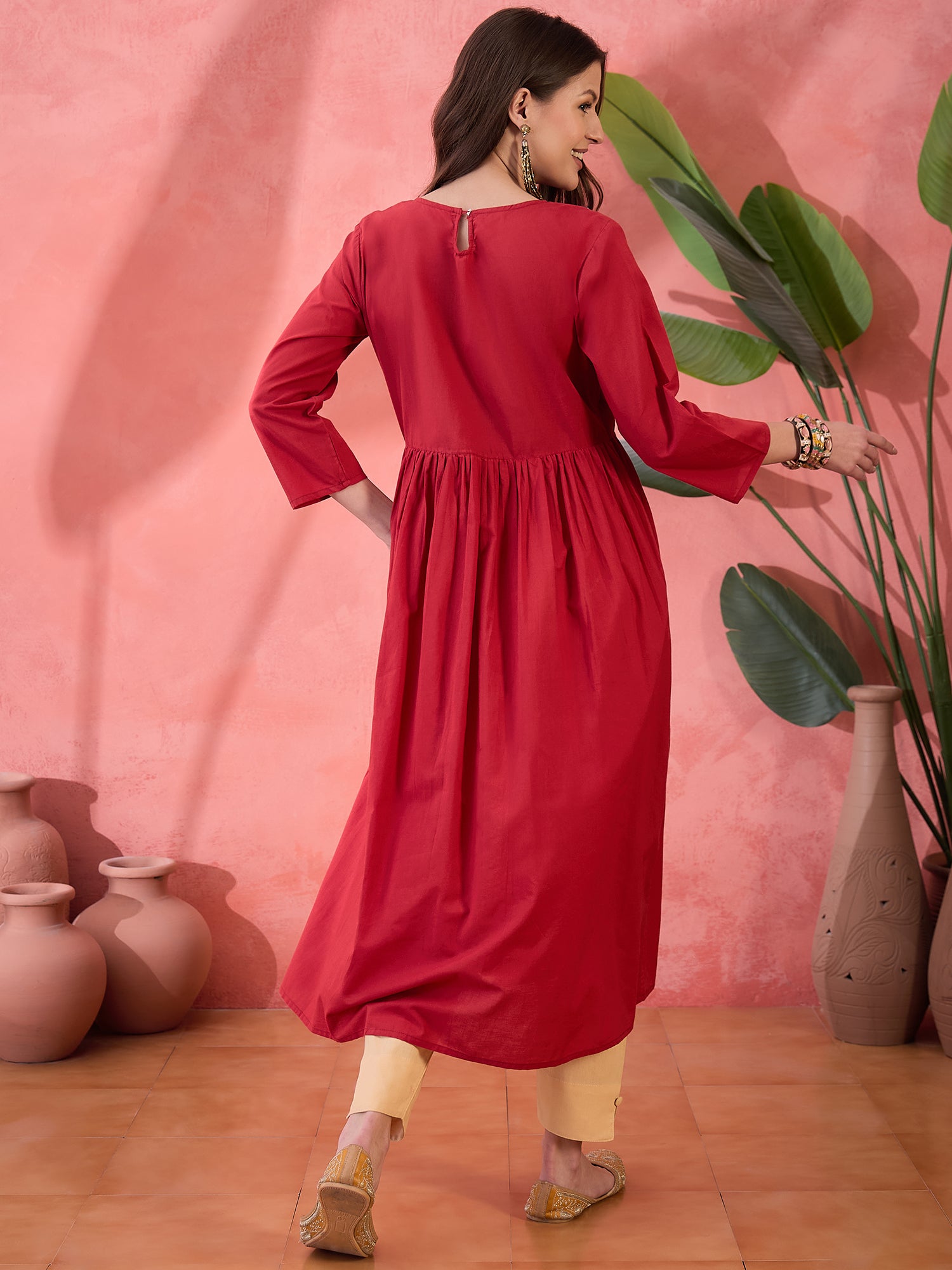 Red Solid Print Cotton Kurta for Women