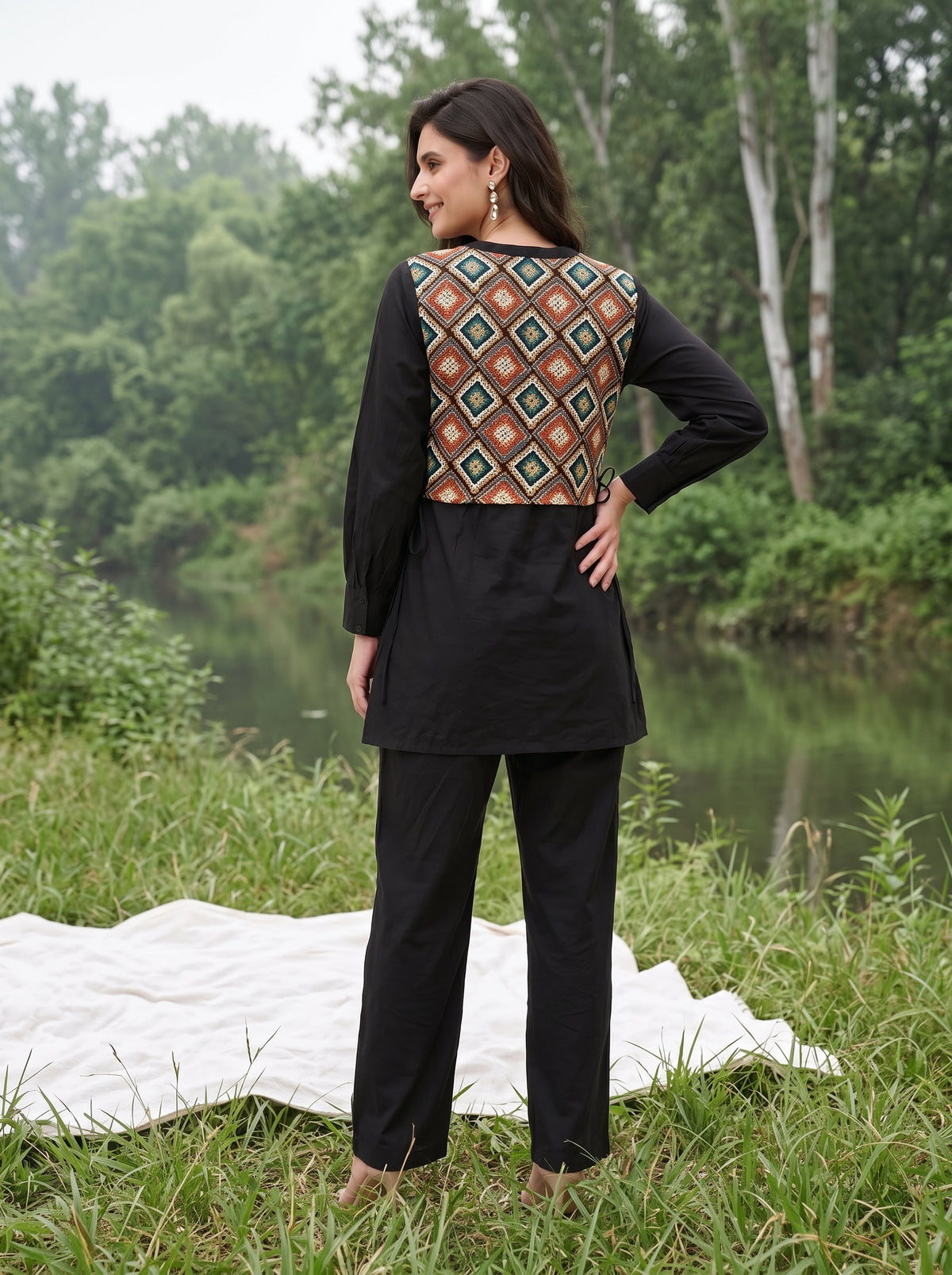 Black Solid Round Neck Pure Cotton Co-Ord Set For Women