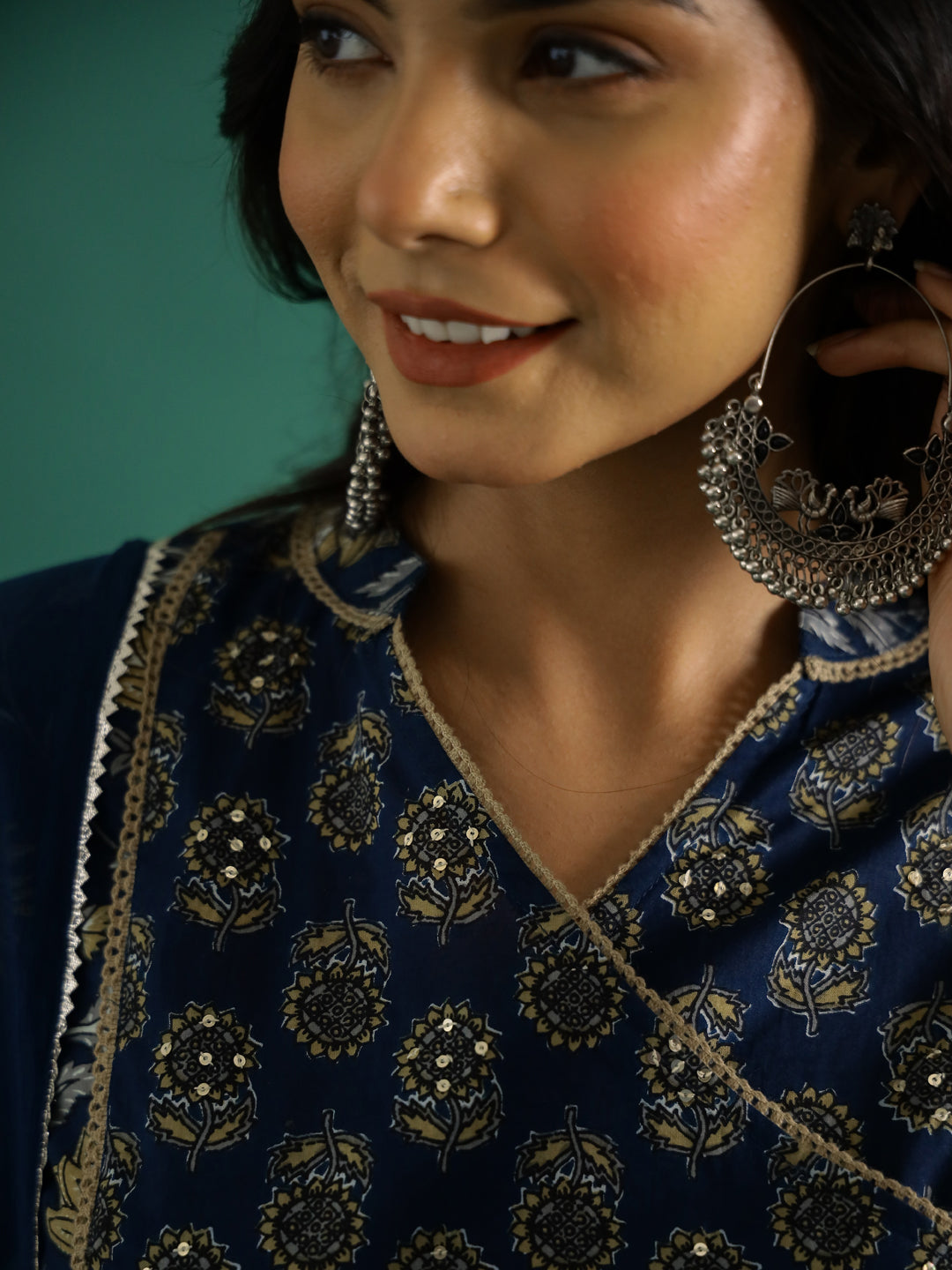 Blue Pure Cotton V-Neck Printed Kurta Set For Women