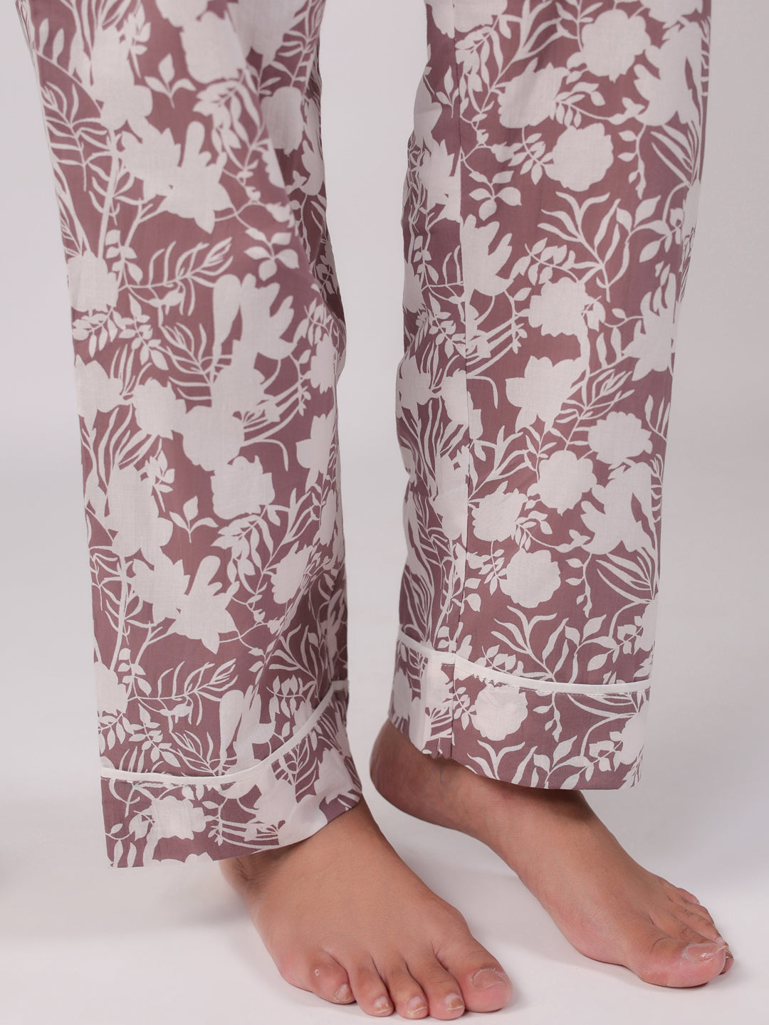 White Flower Printed Night Suit Set