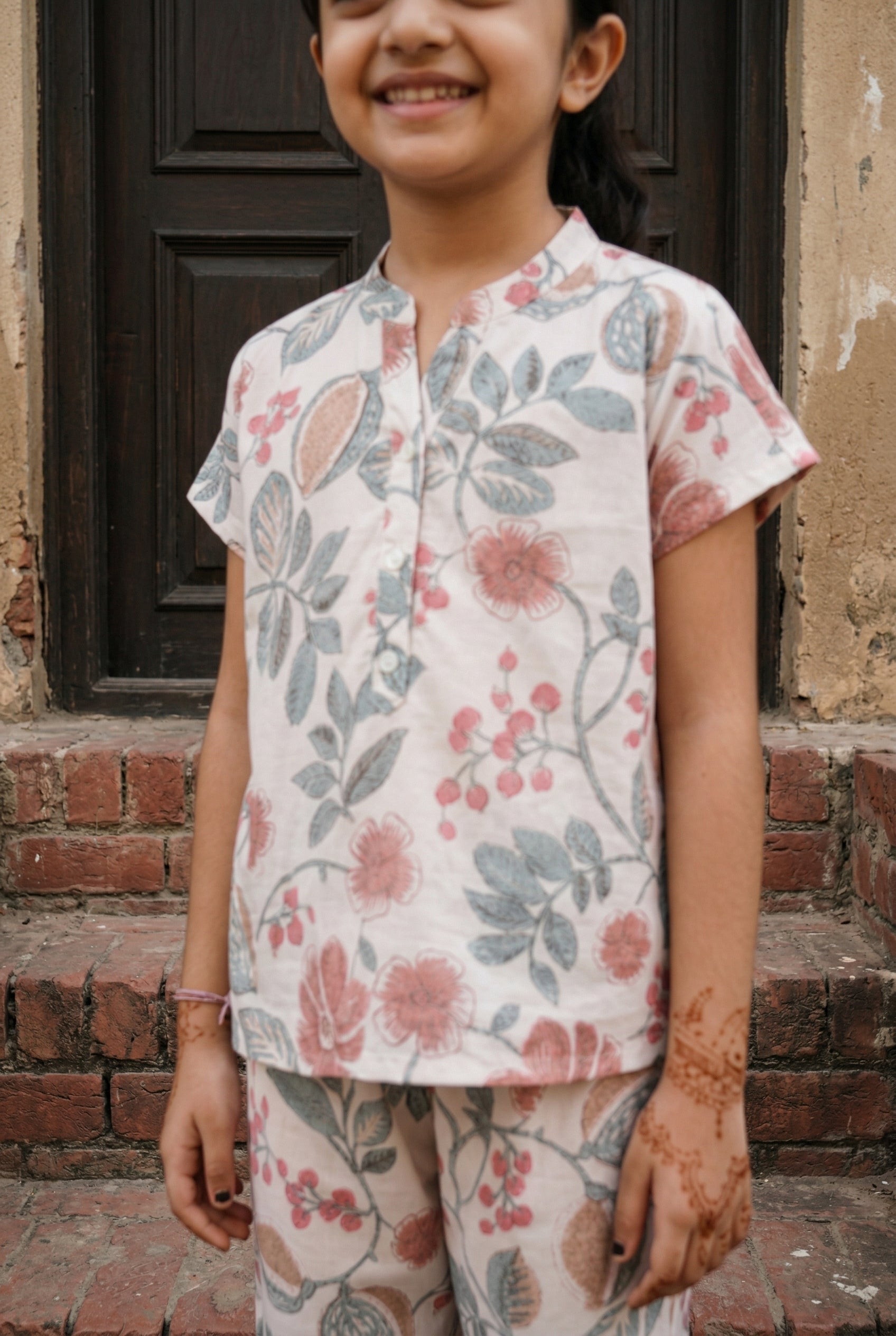 Multi Color Leaf Print Round Neck Cotton Night Suit For Kids