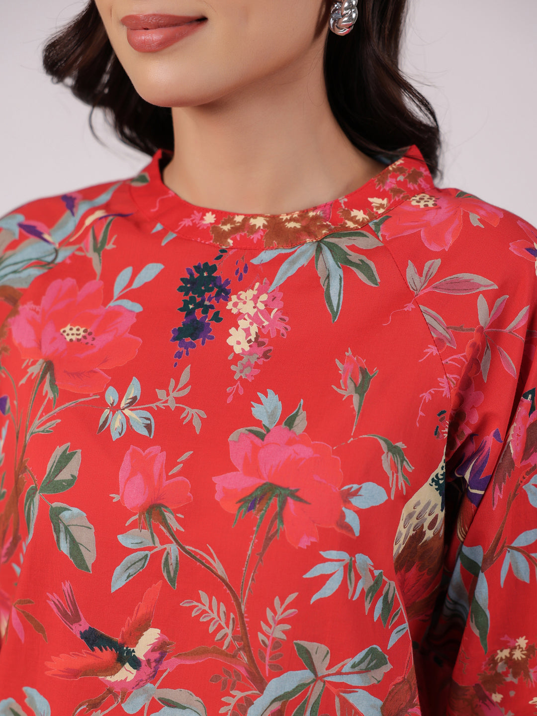 Red Flower Round Neck Night Suit Set - SanskrutiHomes