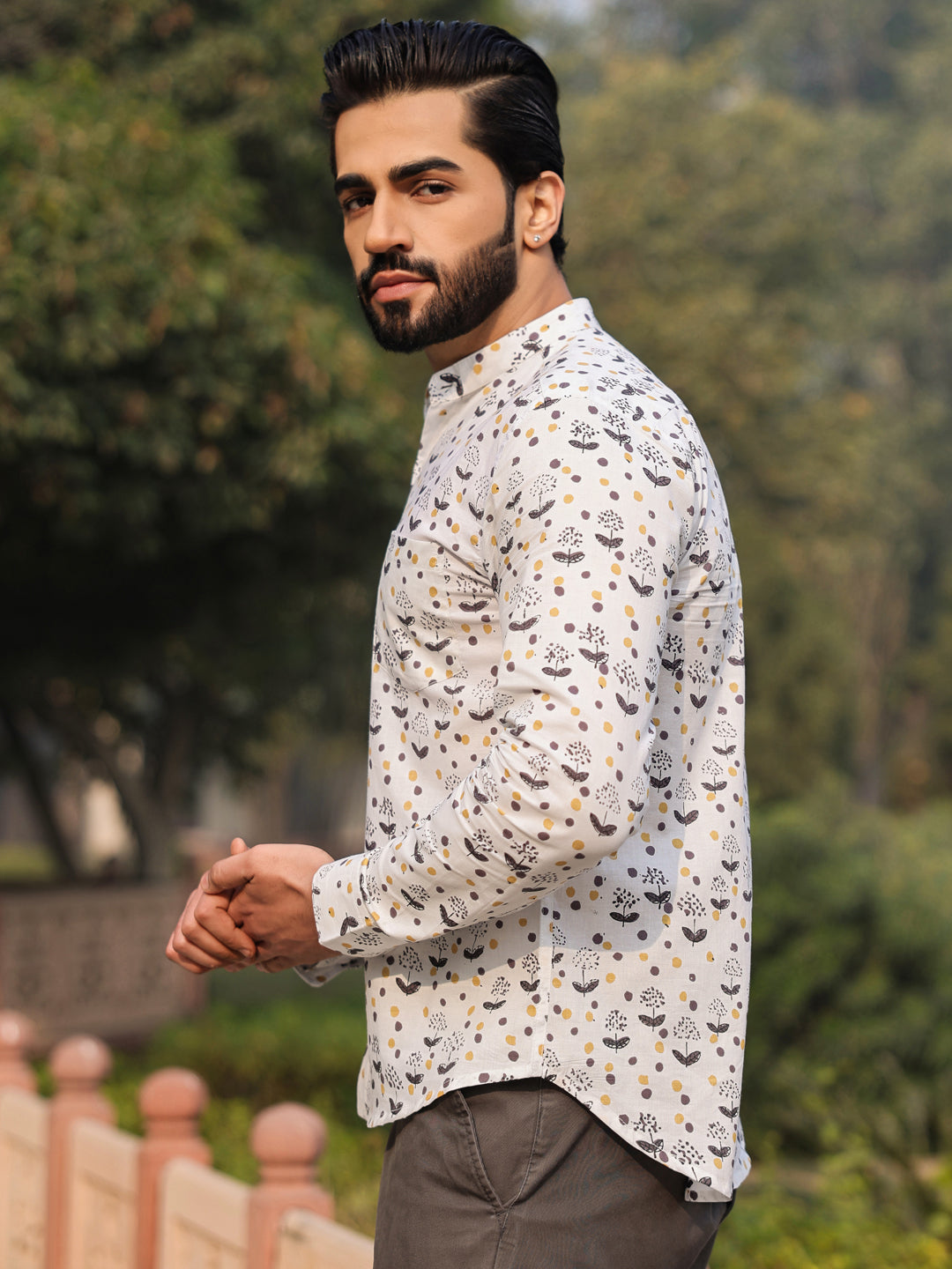 Men's Pure Cotton Off White Casual Shirt - SanskrutiHomes