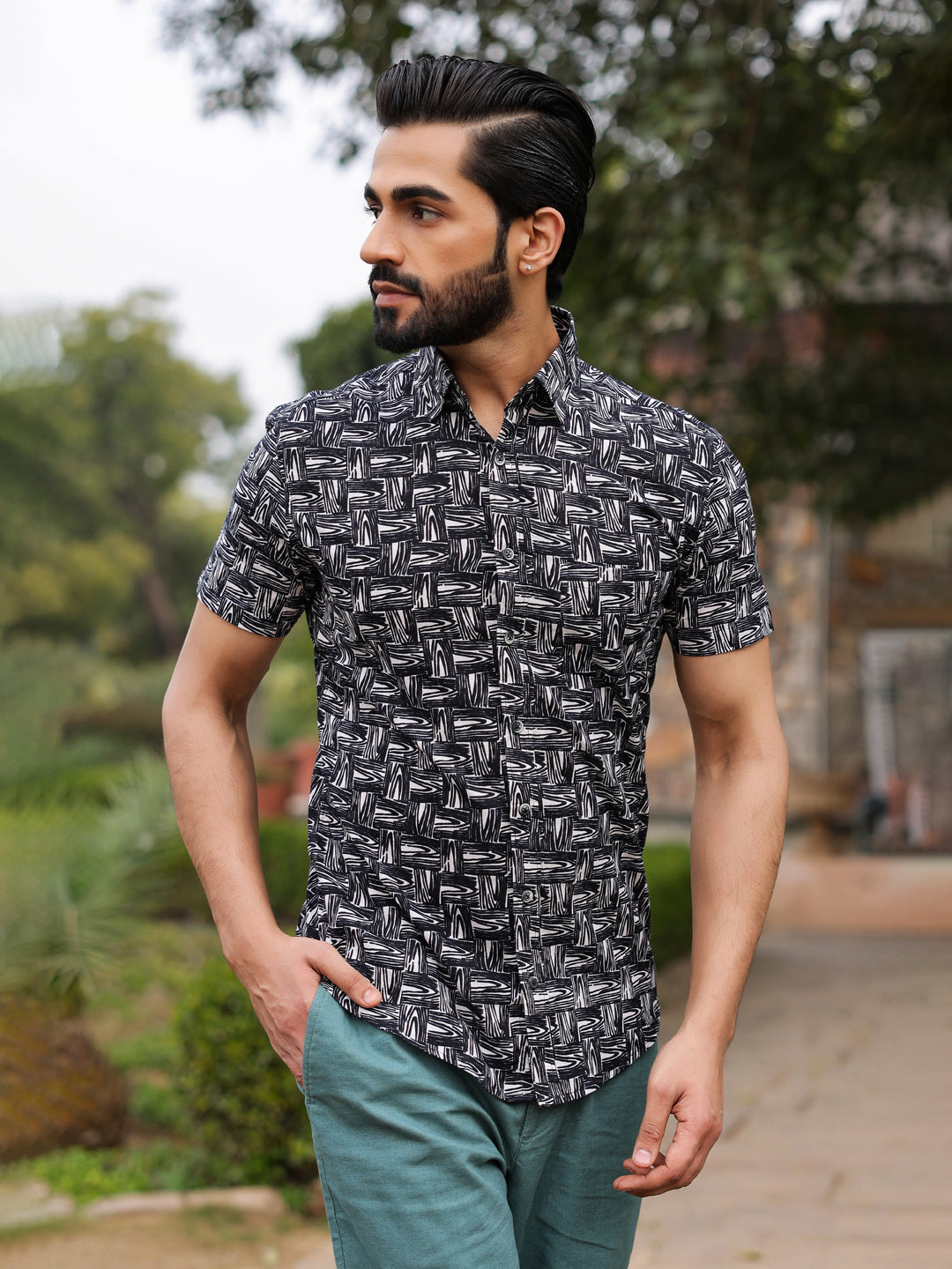 Men's Pure Cotton Black Casual Shirt - SanskrutiHomes