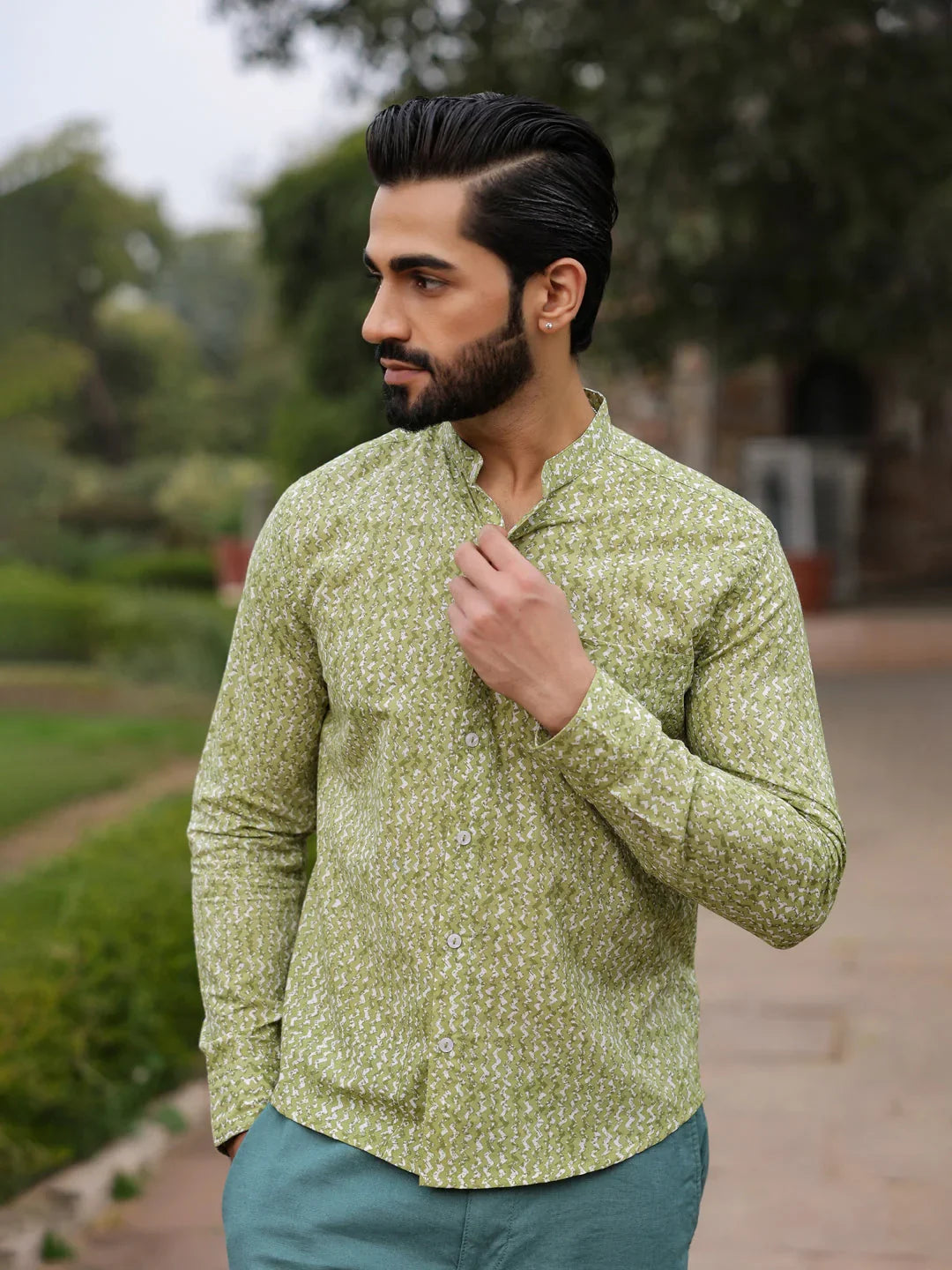 Men's Pure Cotton Green Casual Shirt - SanskrutiHomes