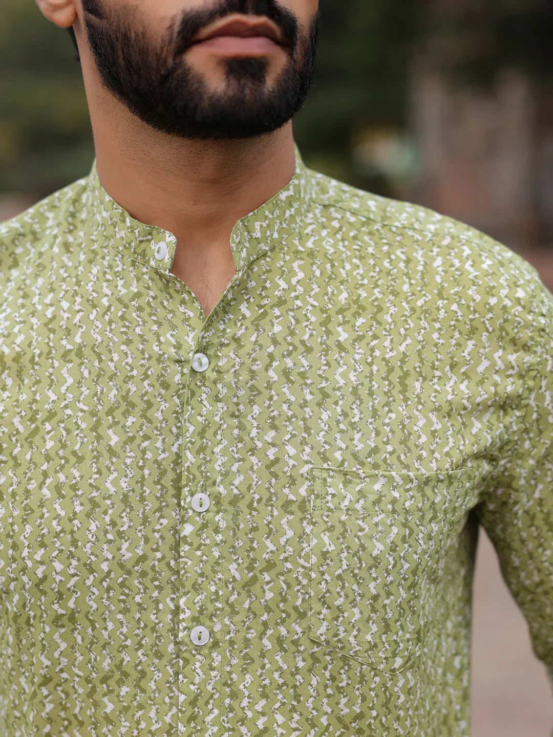 Men's Pure Cotton Green Casual Shirt - SanskrutiHomes