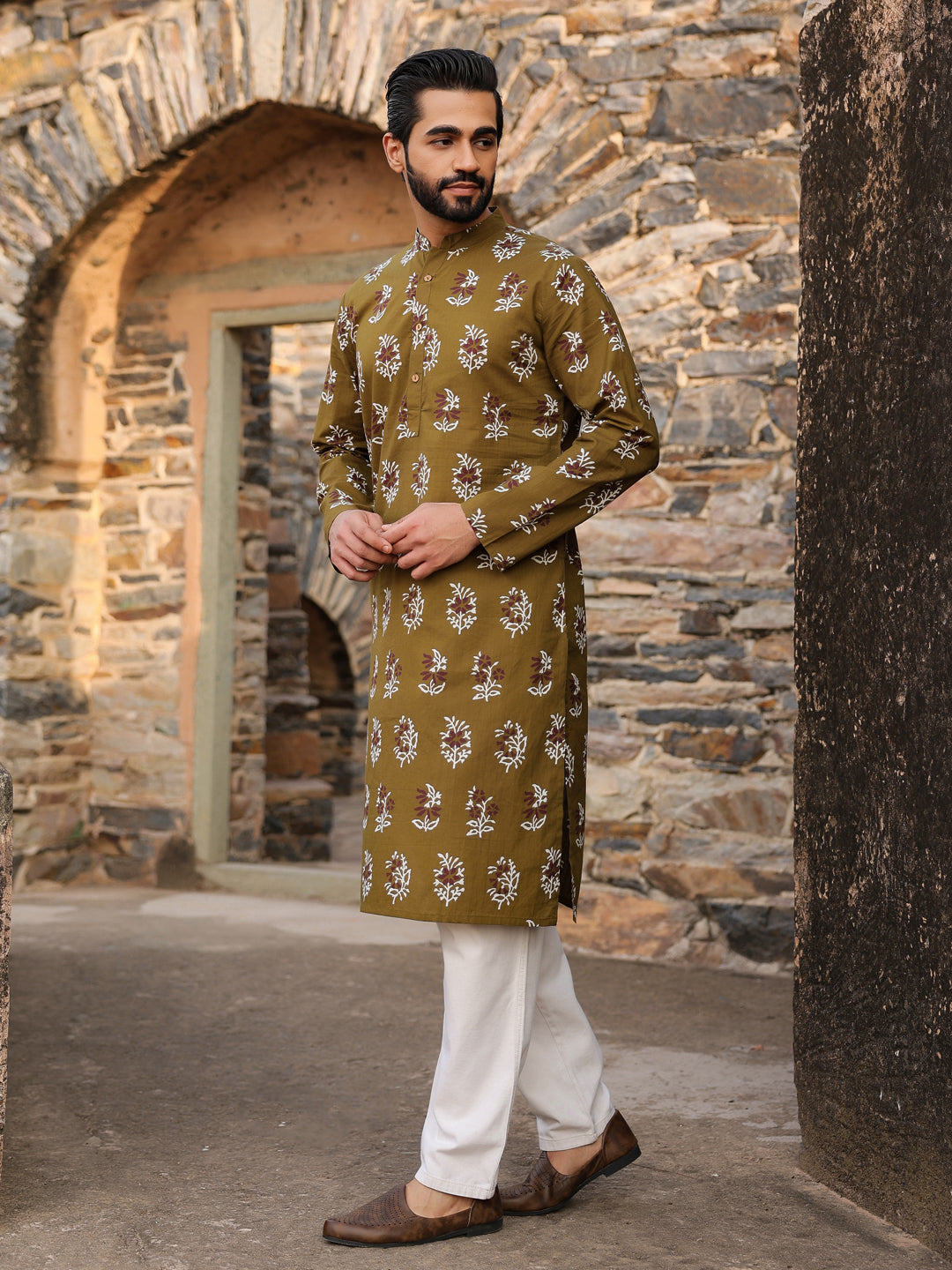 Men's Ethnic Motifs Pure Cotton Olive Printed Kurta