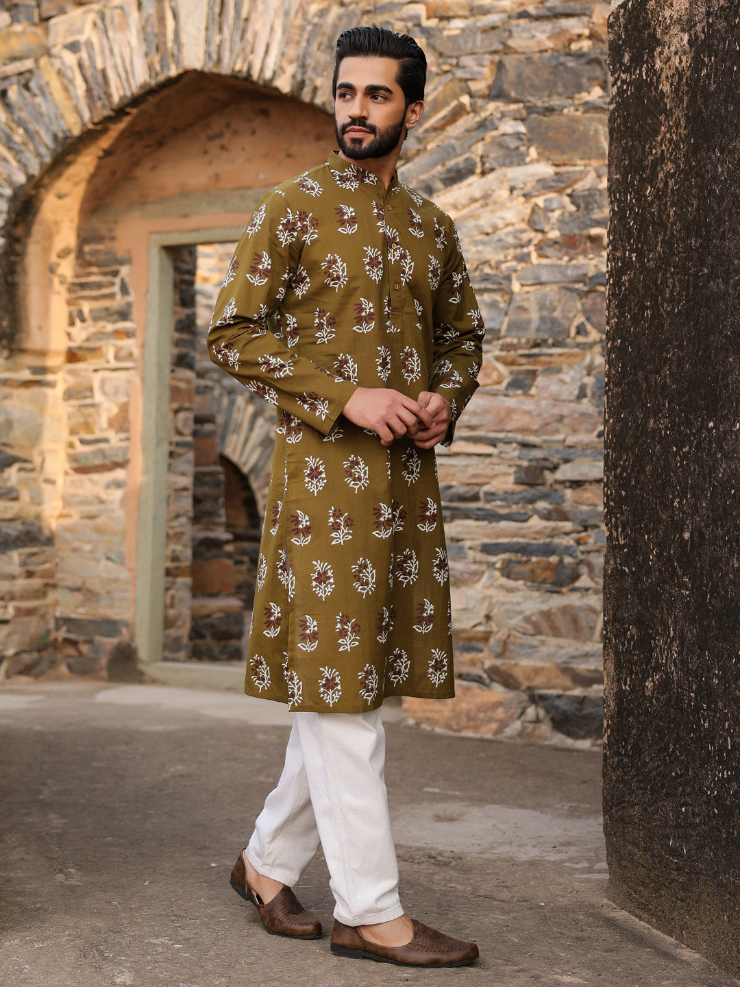 Men's Ethnic Motifs Pure Cotton Olive Printed Kurta