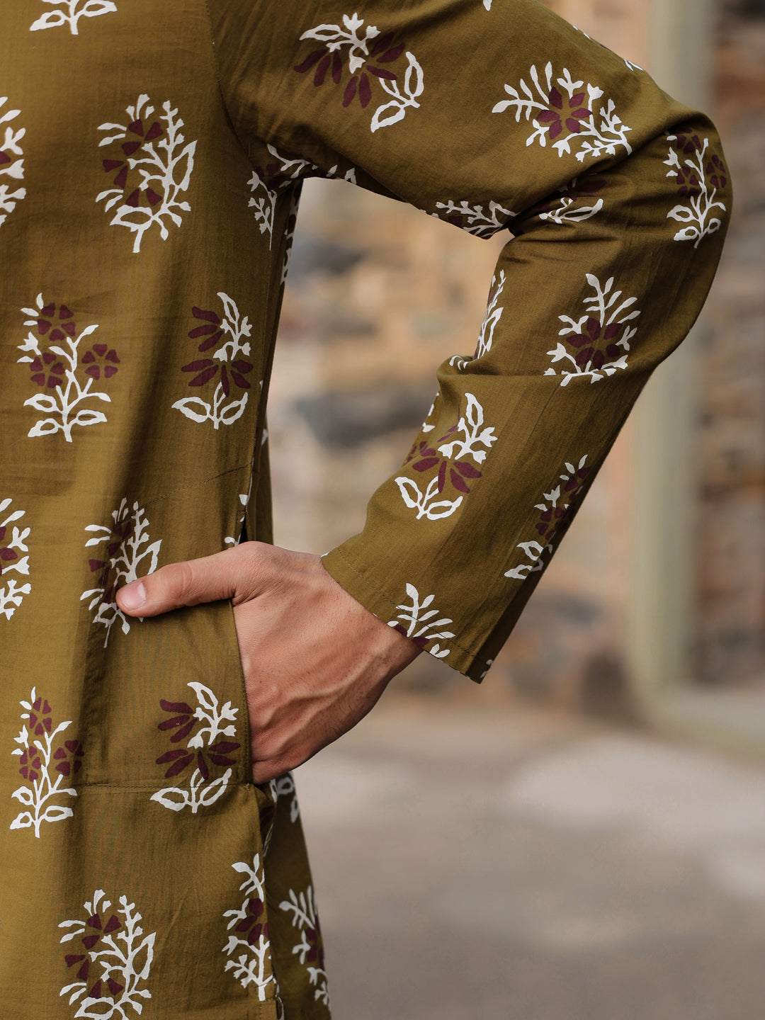 Men's Ethnic Motifs Pure Cotton Olive Printed Kurta - SanskrutiHomes