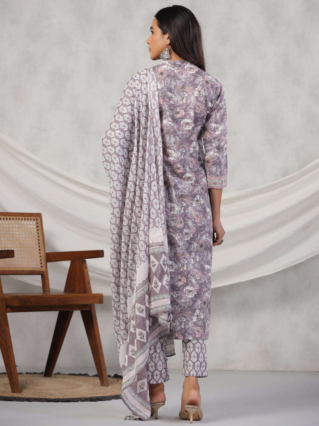 Pink Floral Print Mandarin Collar Pure Cotton Kurta Set For Women