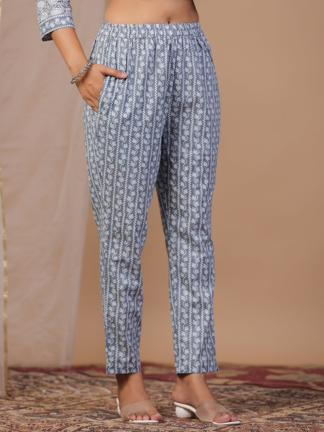 Women Grey Ethnic Motifs Printed Beads And Stones Pure Cotton Kurta With Trousers & With Dupatta
