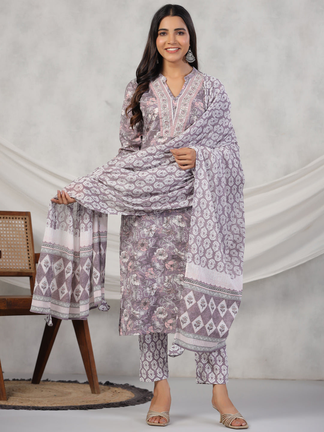 Pink Floral Print Mandarin Collar Pure Cotton Kurta Set For Women