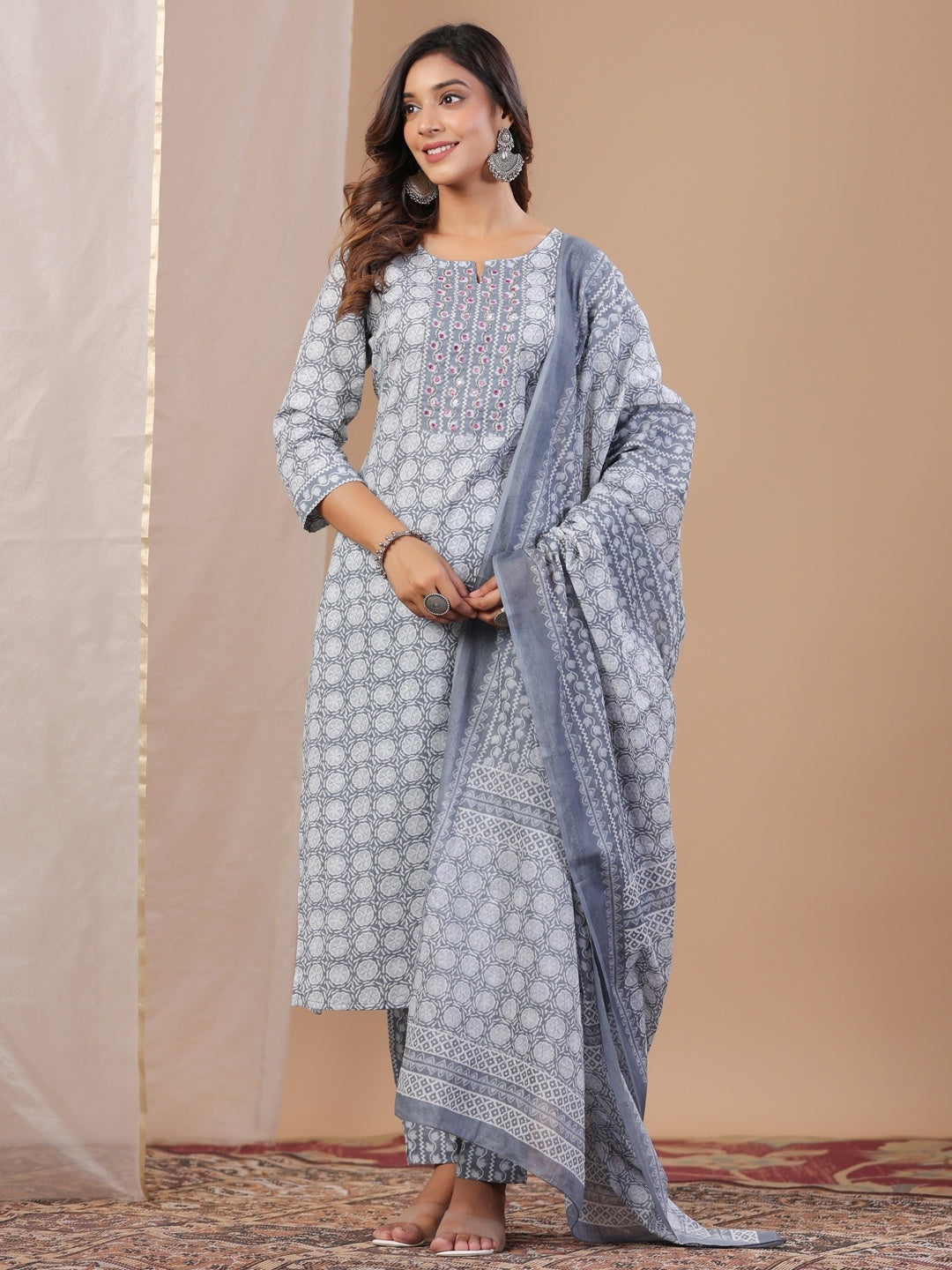 Women Grey Ethnic Motifs Printed Beads And Stones Pure Cotton Kurta With Trousers & With Dupatta