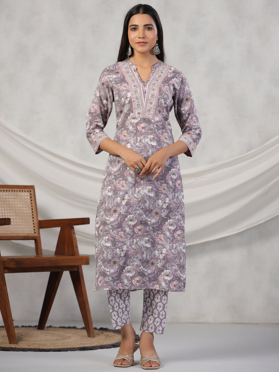 Pink Floral Print Mandarin Collar Pure Cotton Kurta Set For Women