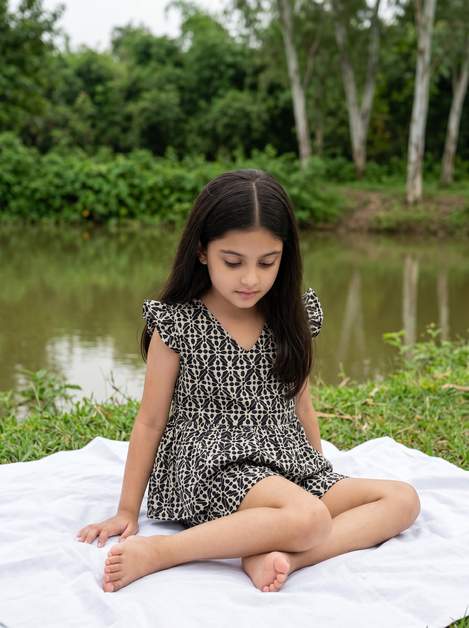 Black Round Neck Geometric Print Pure Cotton Night Suit For Kids