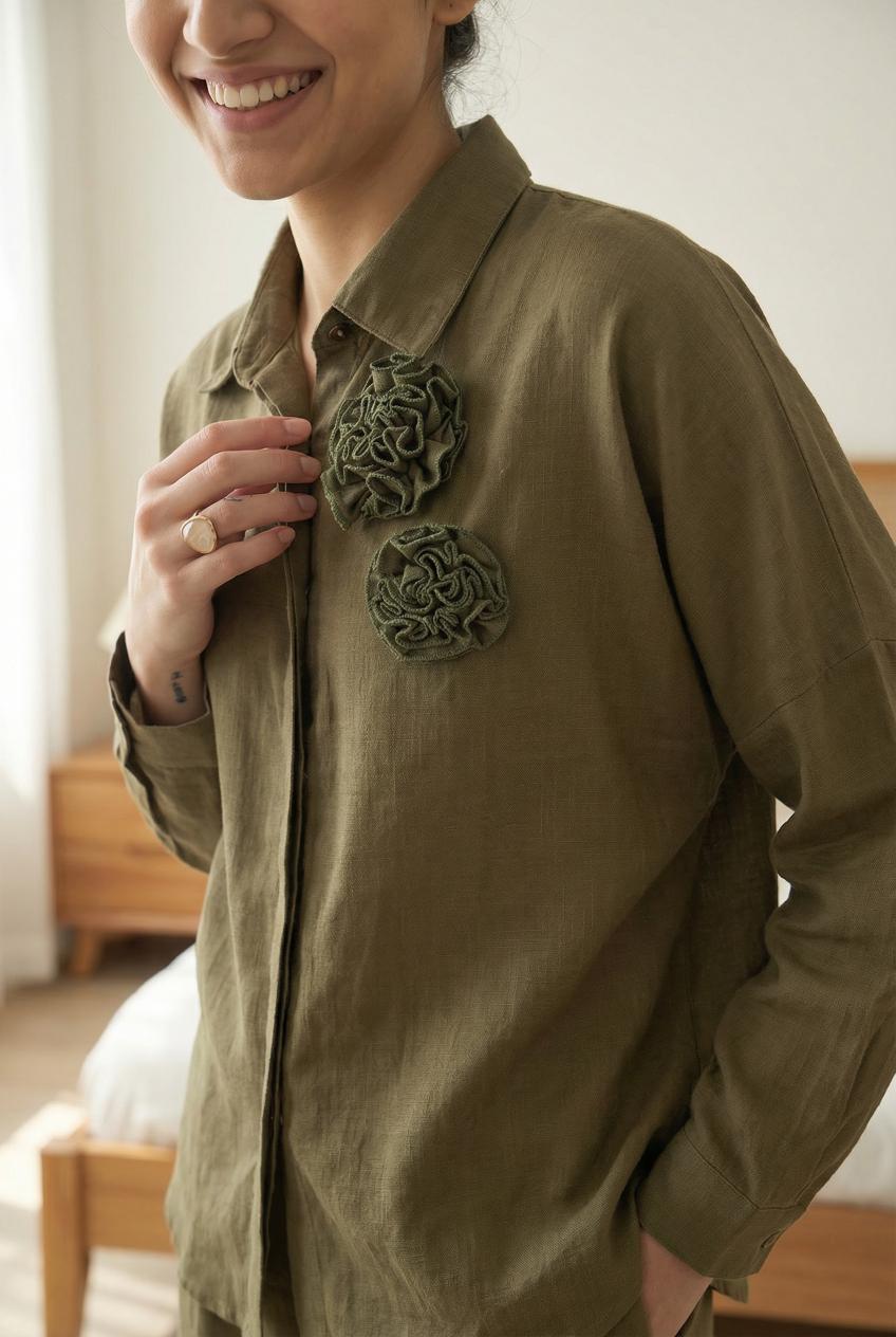 Olive Solid Shirt Collar Pure Cotton Co-Ords Set For Women