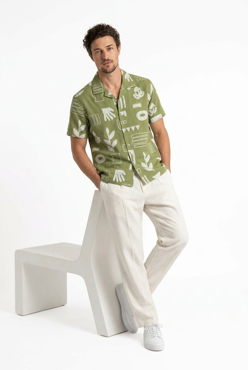 Green Abstract Print Spread Collar Cotton Casual Shirt For Men