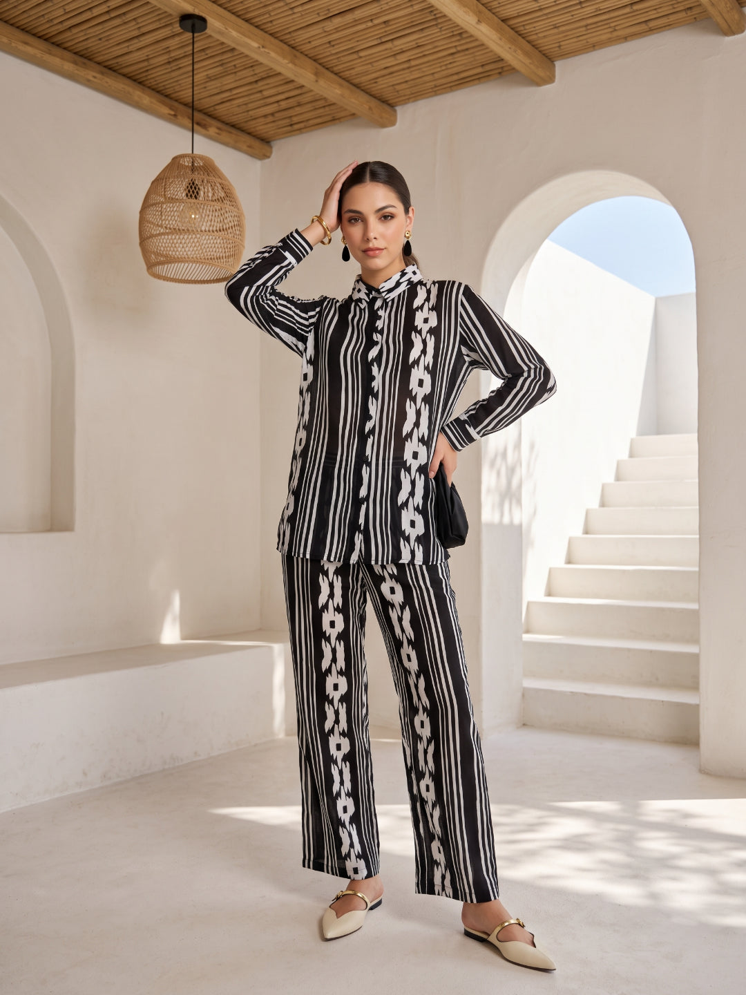 Black Shirt Collar Stripes Print Full Sleeve Co-Ord Set For Women